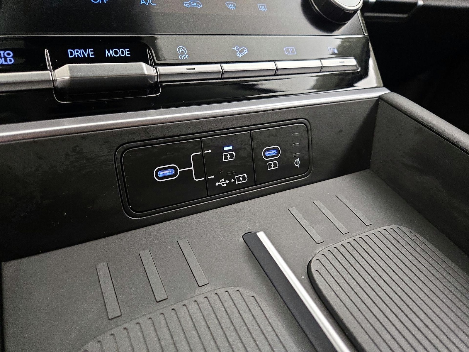 2025 Hyundai Santa Fe SEL - Photo 19