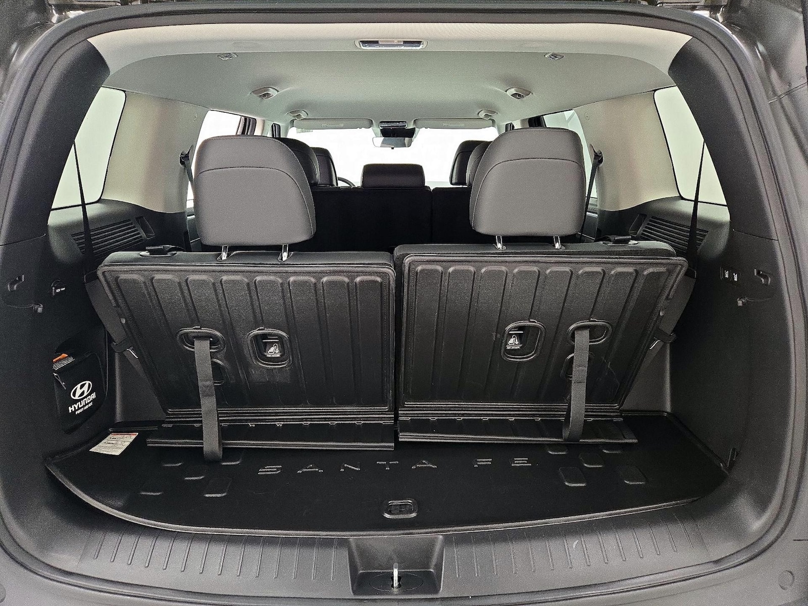 2025 Hyundai Santa Fe SEL - Photo 22