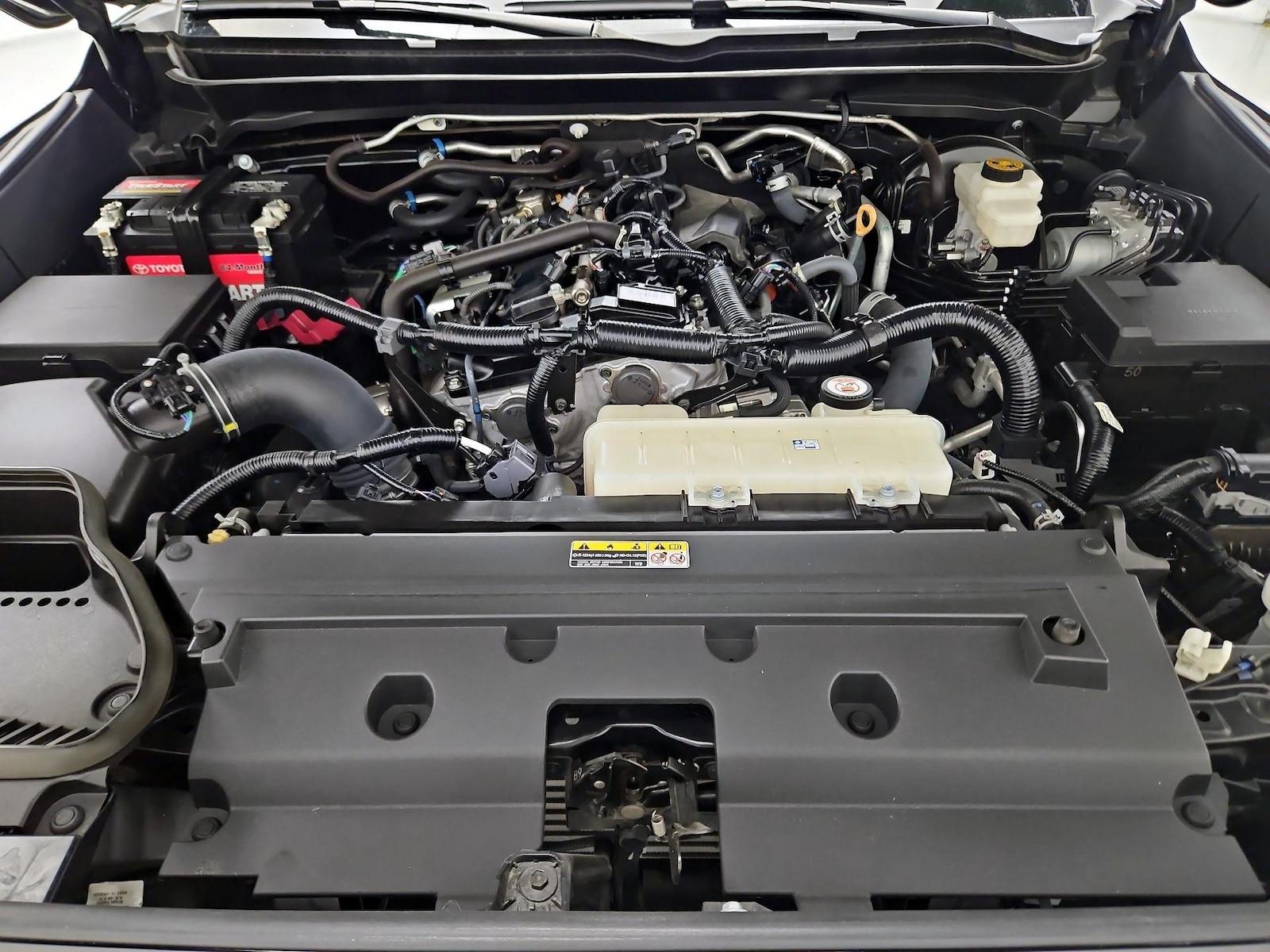 2024 Toyota Tacoma SR5 - Photo 22