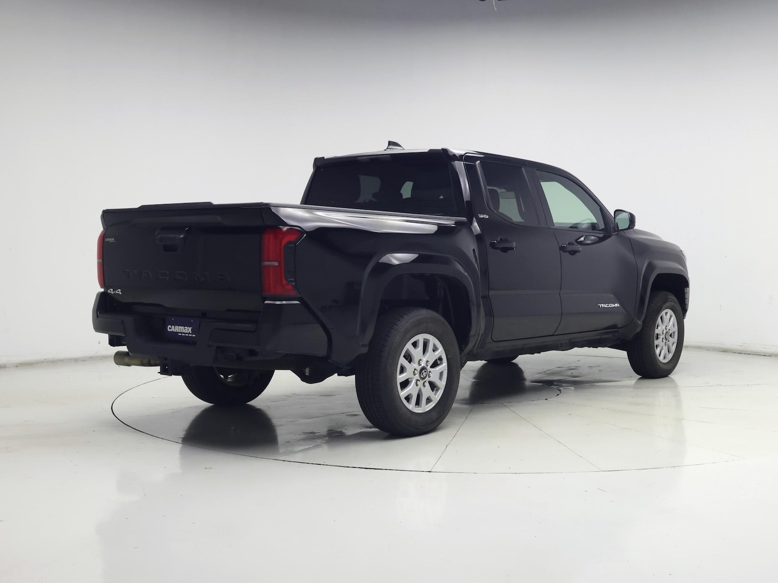 2024 Toyota Tacoma SR5 - Photo 9