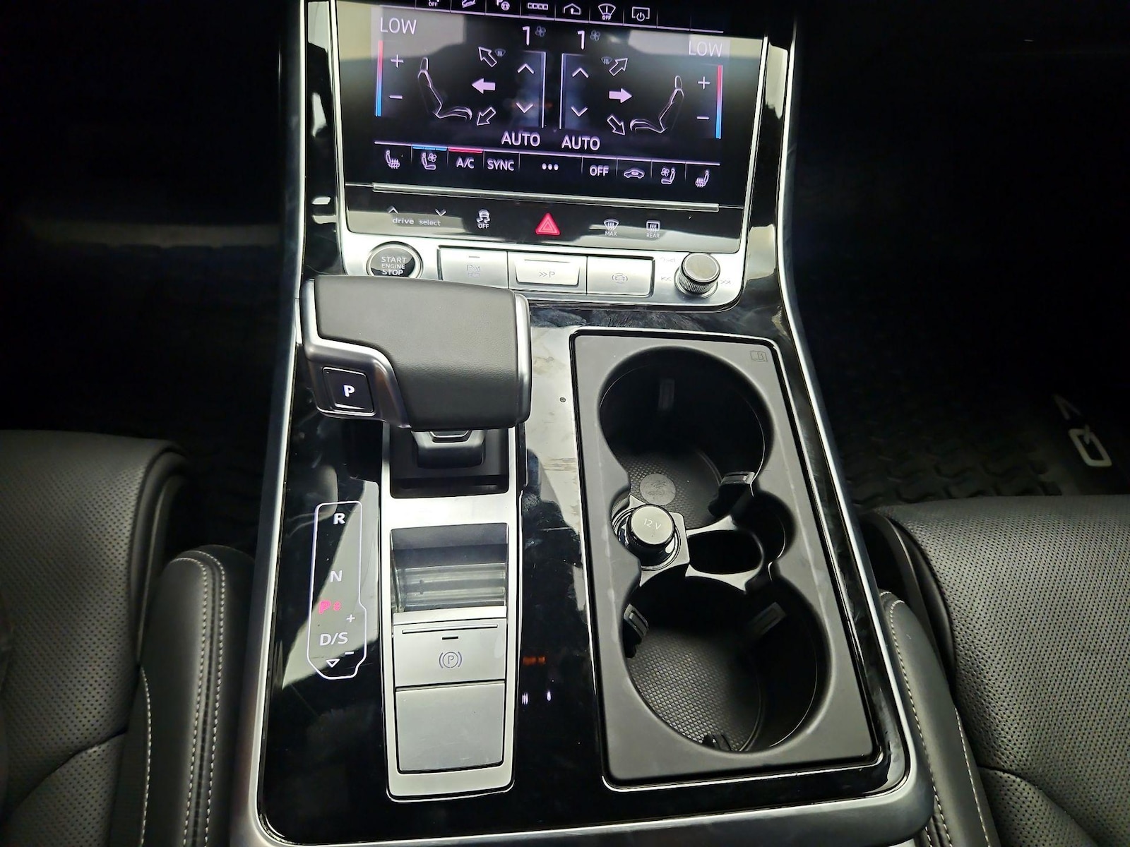 2025 Audi Q7 Prestige - Photo 17