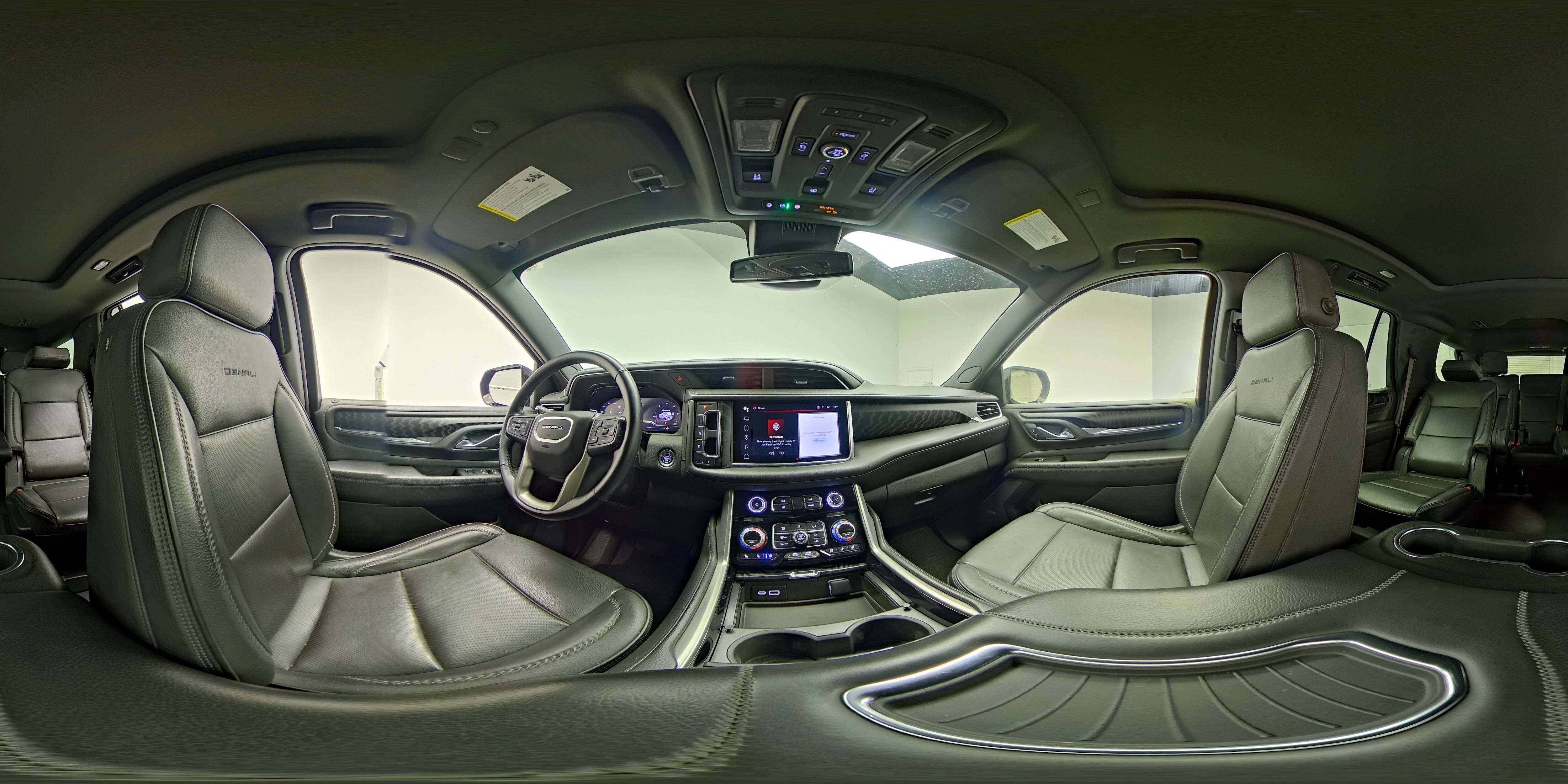 2023 GMC Yukon Denali - Photo 27