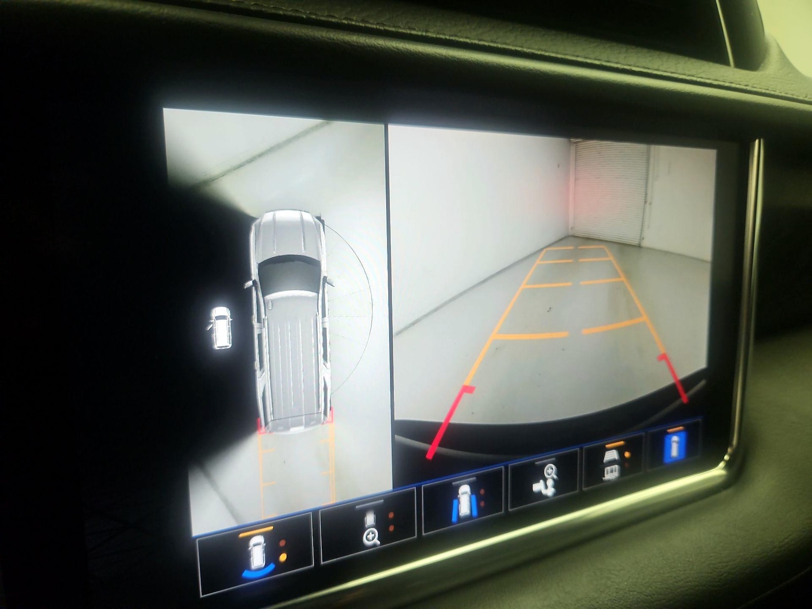 2023 GMC Yukon Denali - Photo 15