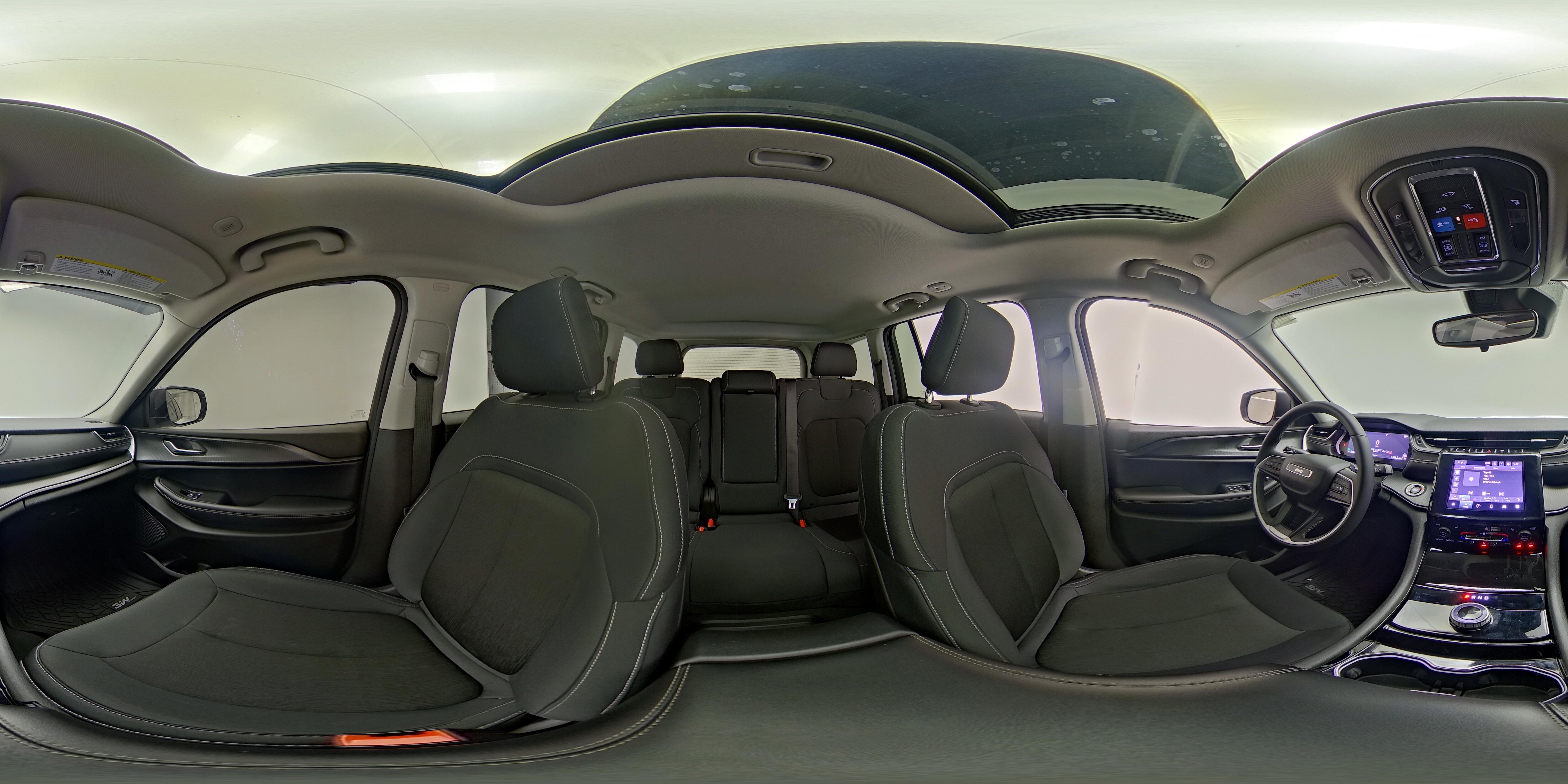 2023 Jeep Grand Cherokee Laredo - Photo 23