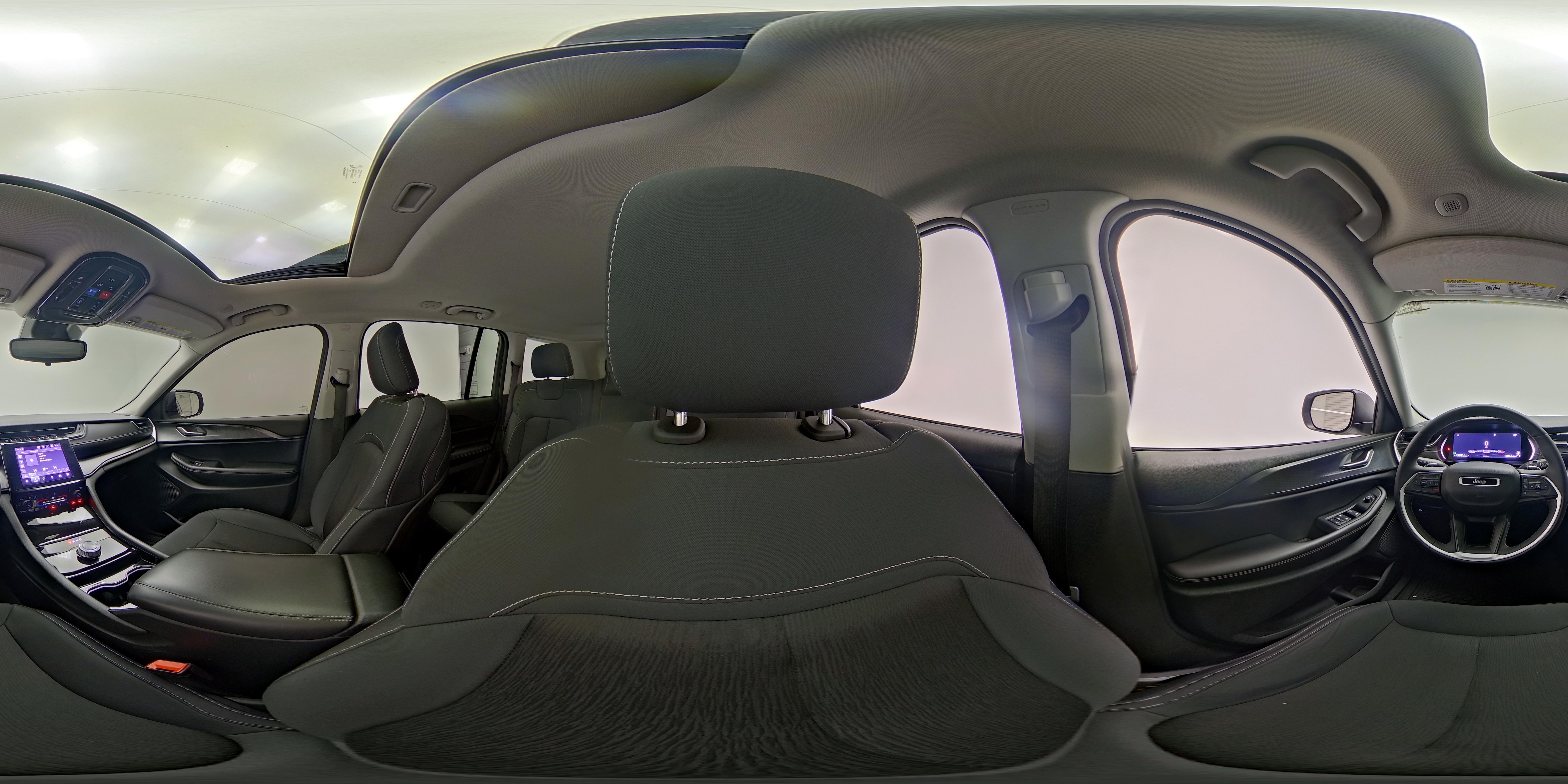 2023 Jeep Grand Cherokee Laredo - Photo 25