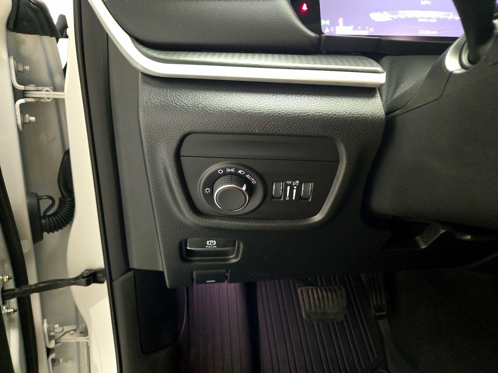 2023 Jeep Grand Cherokee Laredo - Photo 12