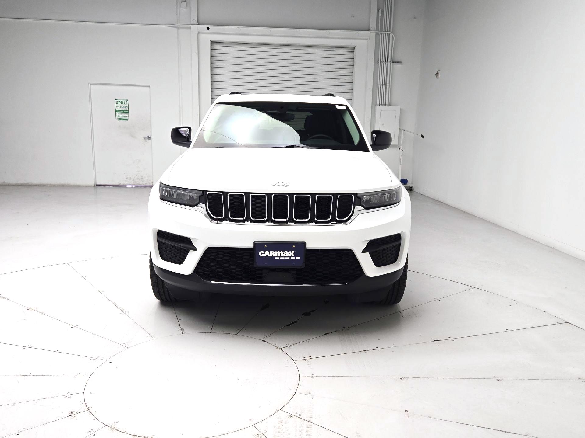 Thumbnail: 2023 Jeep Grand Cherokee - 2
