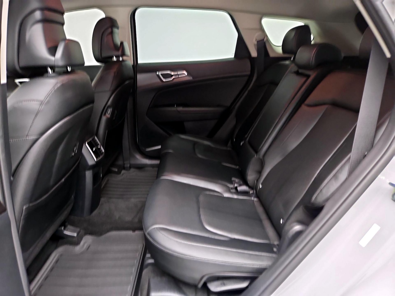 2026 Kia Sportage EX - Photo 20