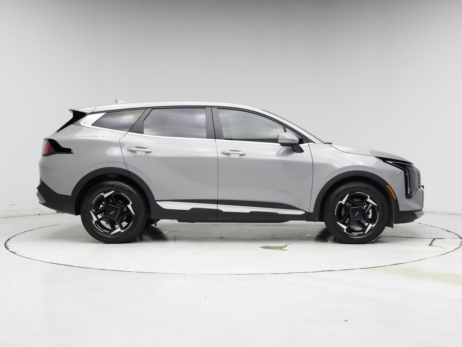 2026 Kia Sportage EX - Photo 8