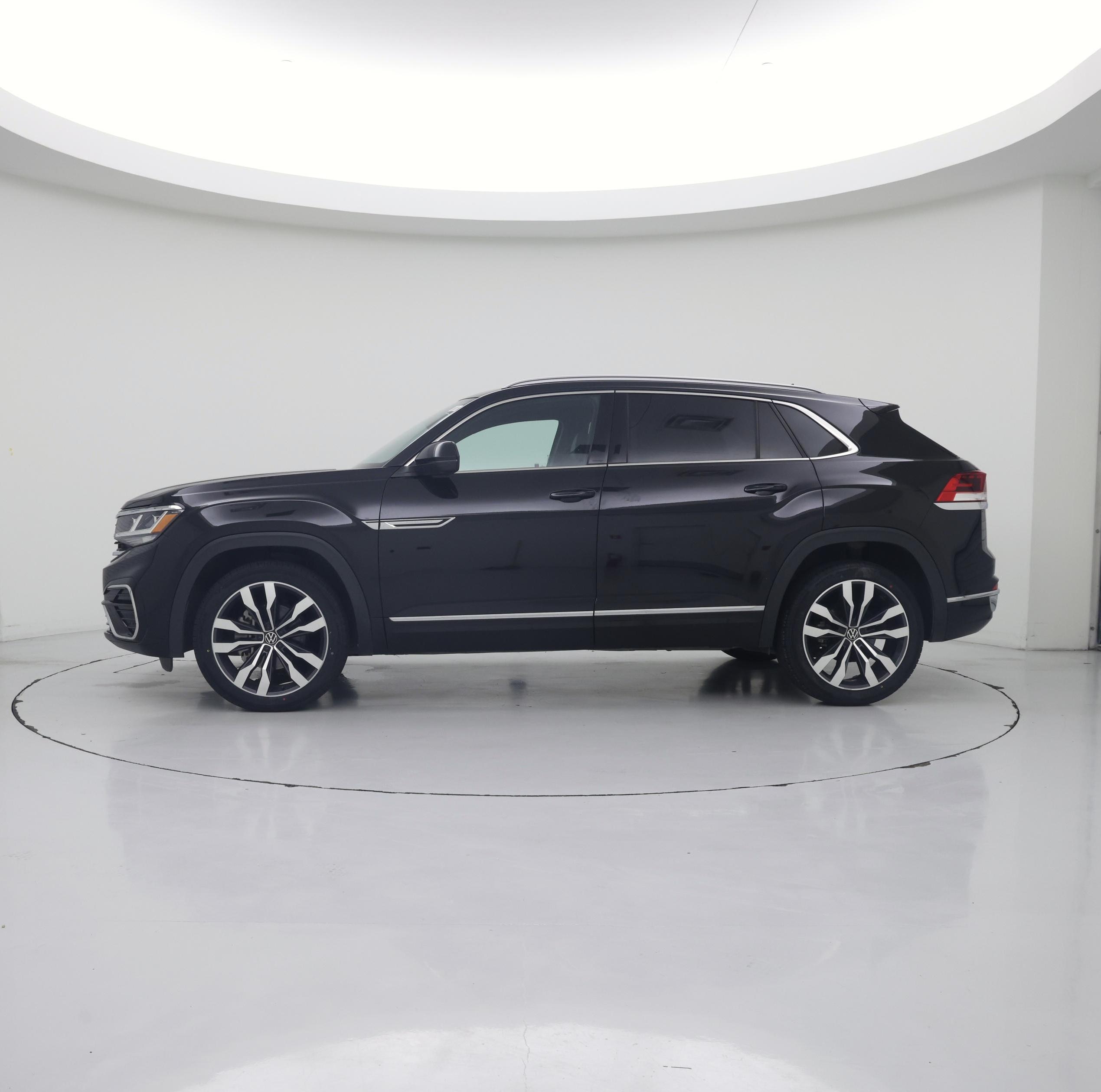 Thumbnail: 2022 Volkswagen Atlas - 3