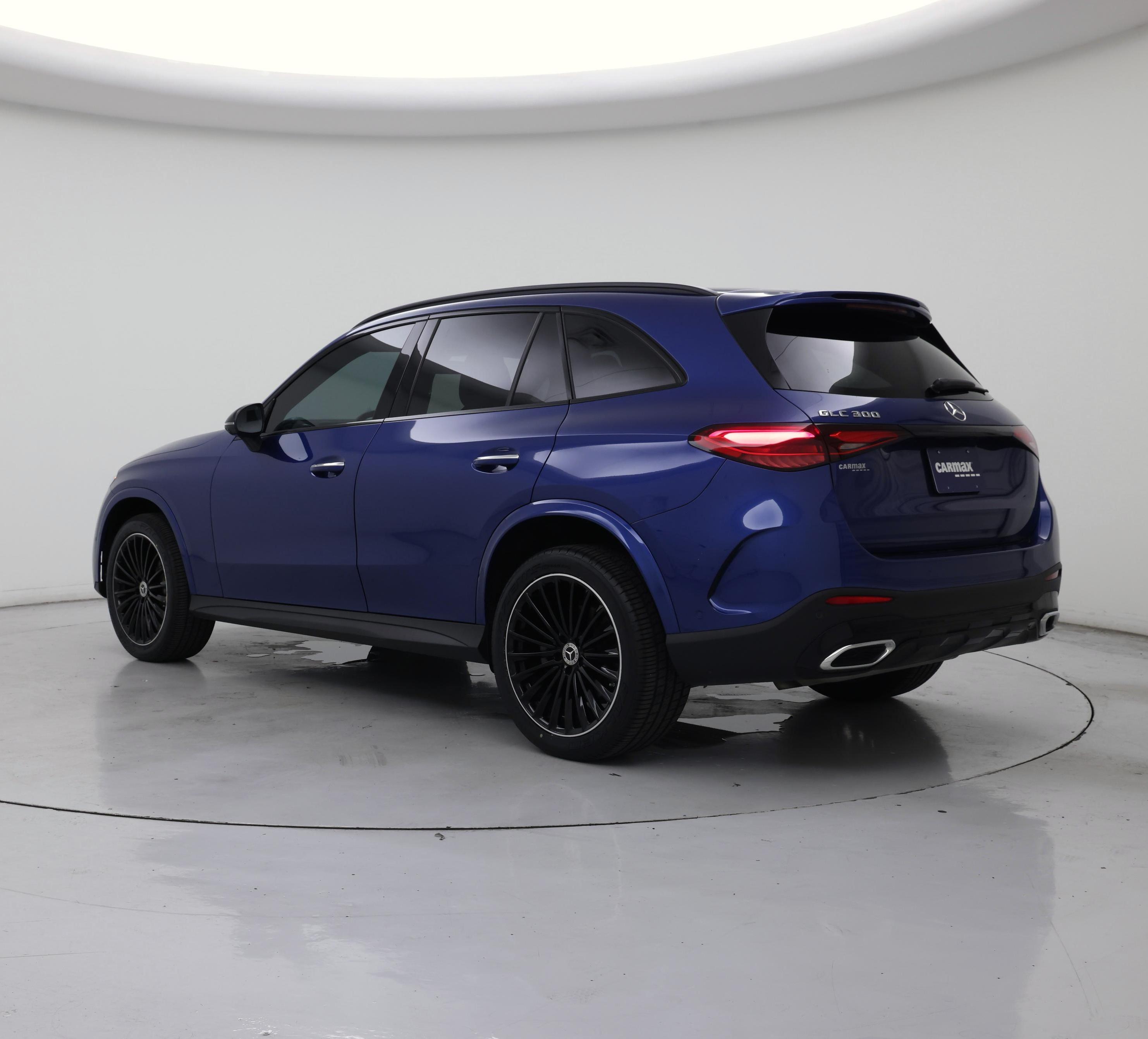 Thumbnail: 2023 Mercedes-Benz GLC - 2