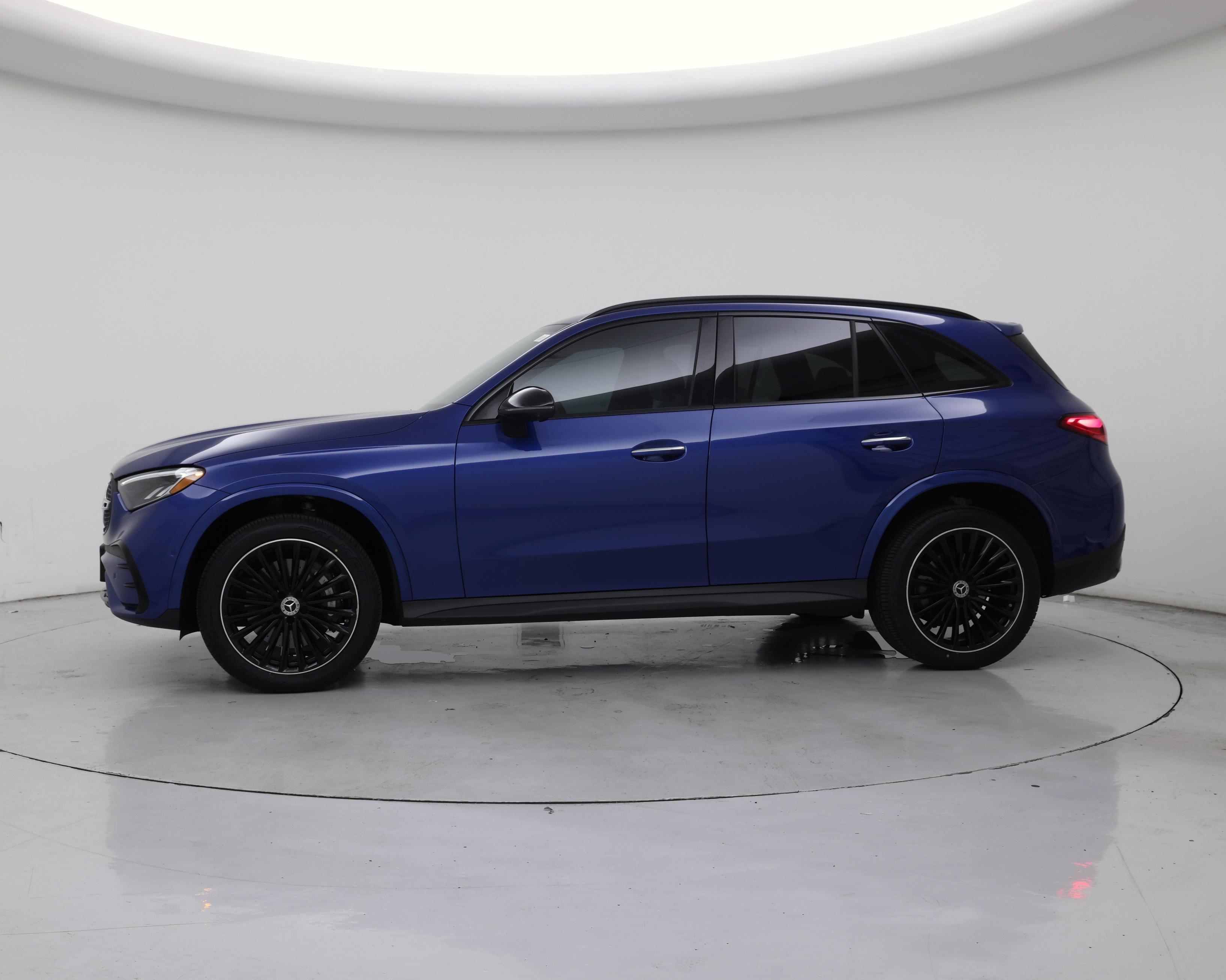 Thumbnail: 2023 Mercedes-Benz GLC - 3