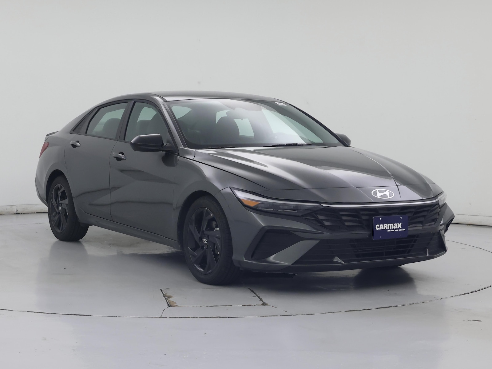 2026 Hyundai Elantra SEL Sport - Photo 2