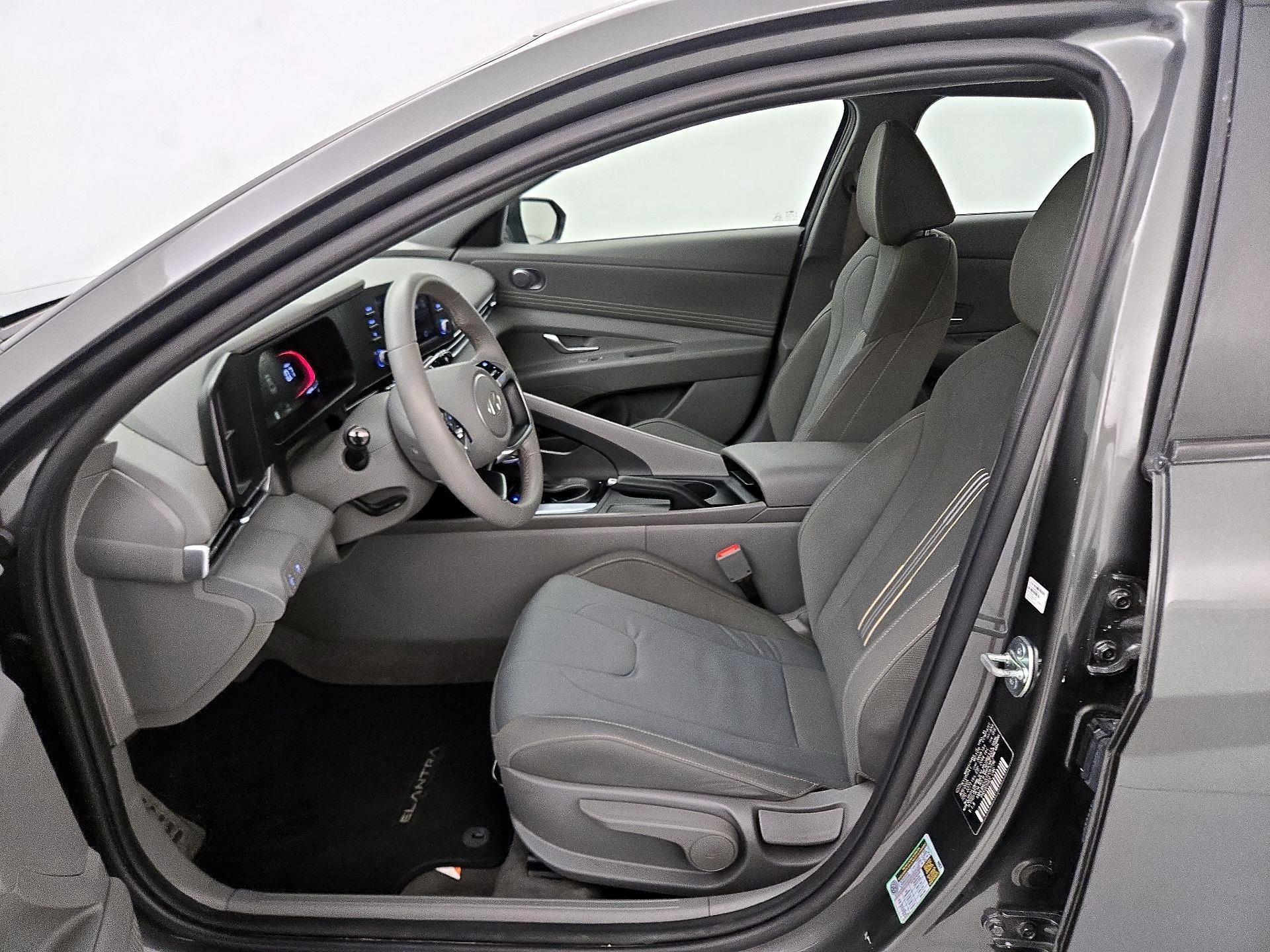 Thumbnail: 2026 Hyundai Elantra - 11