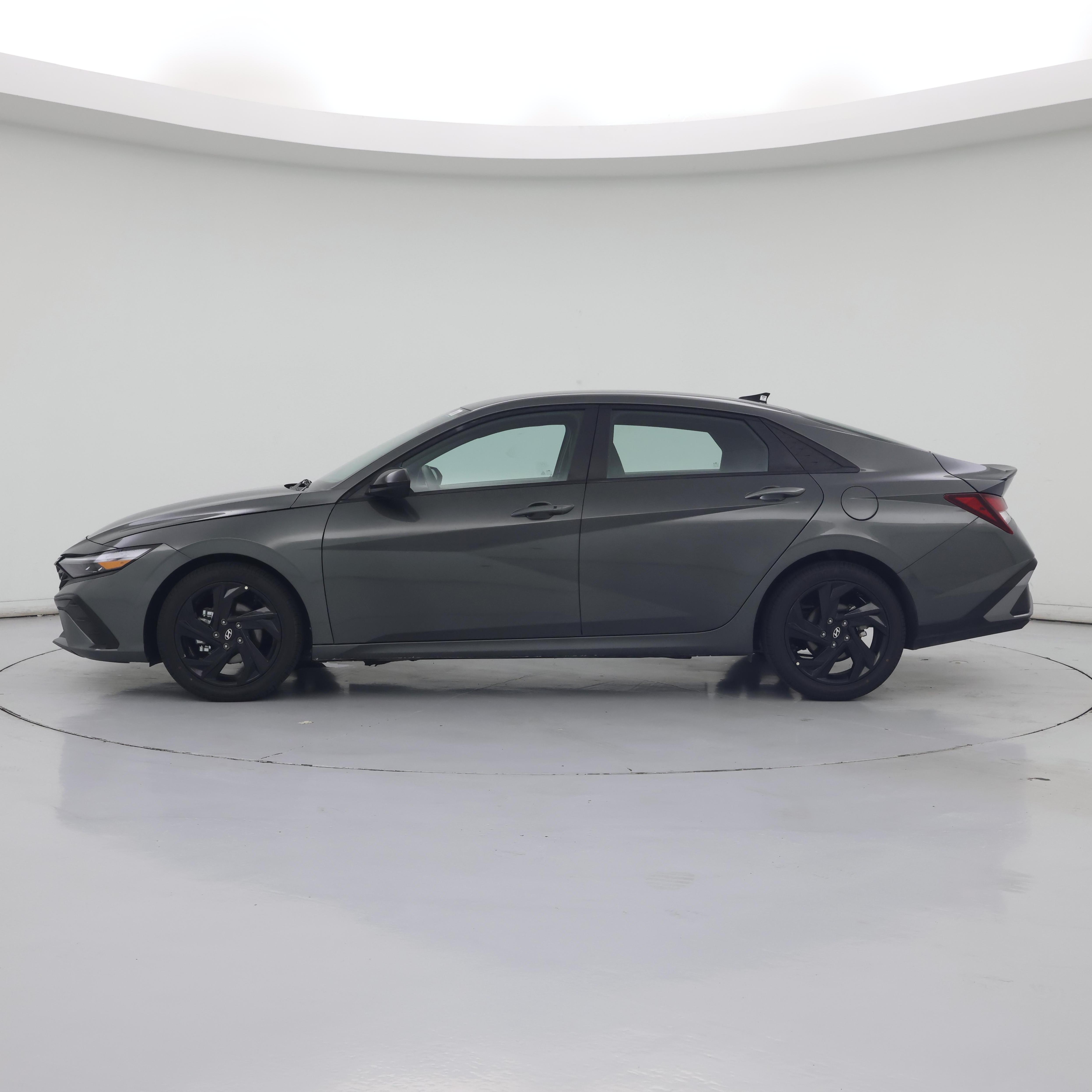 Thumbnail: 2026 Hyundai Elantra - 3