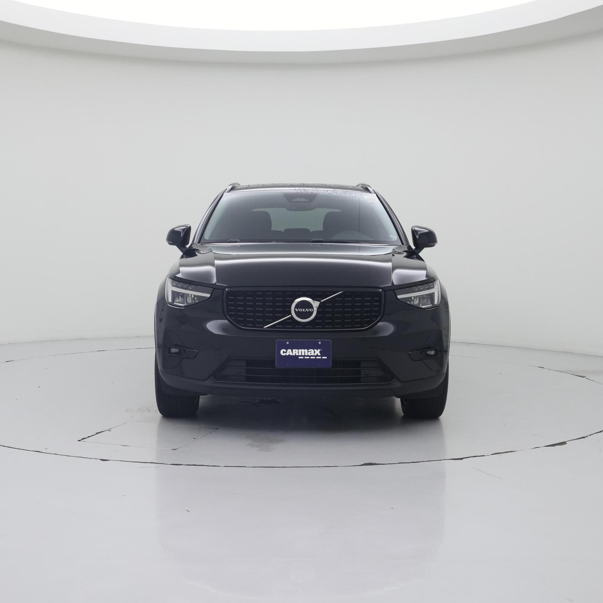 Thumbnail: 2023 Volvo XC40 - 5