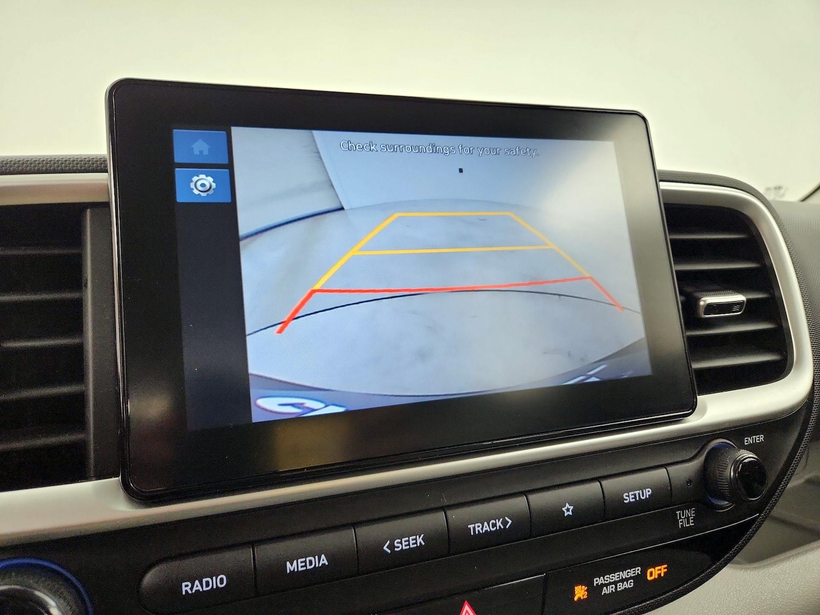2025 Hyundai Venue SEL - Photo 15