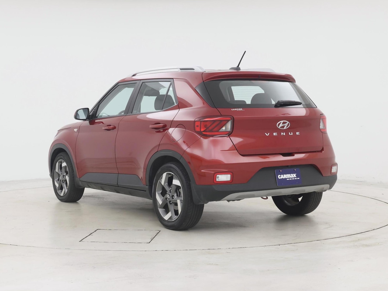 2025 Hyundai Venue SEL - Photo 3