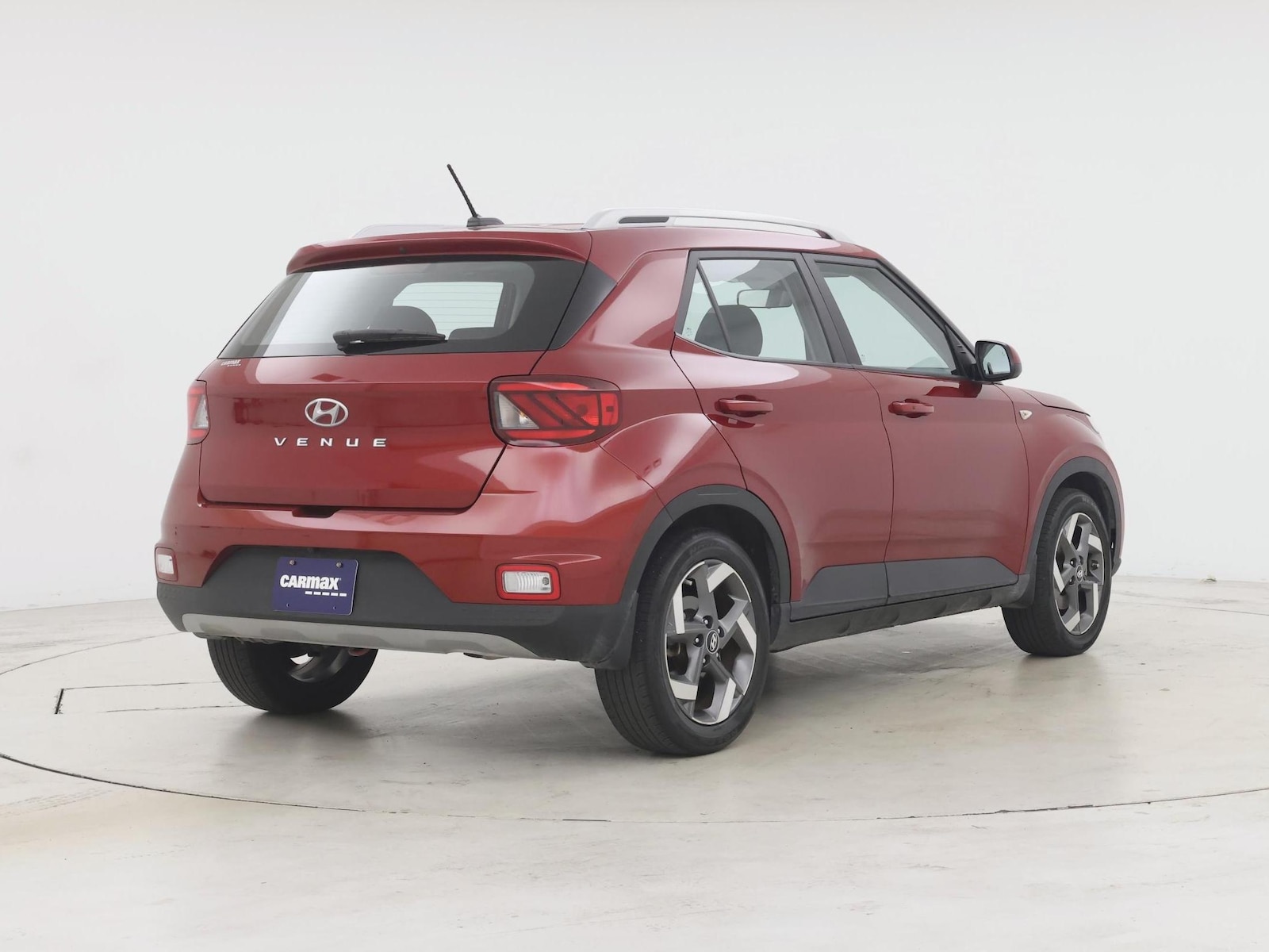 2025 Hyundai Venue SEL - Photo 9