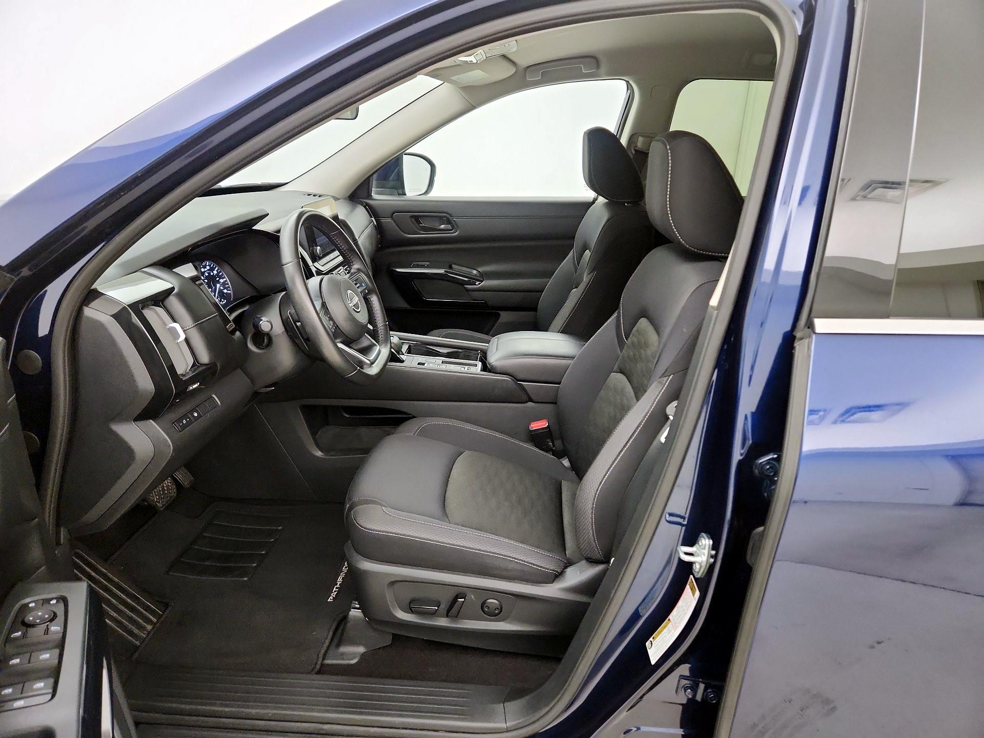 Thumbnail: 2024 Nissan Pathfinder - 11
