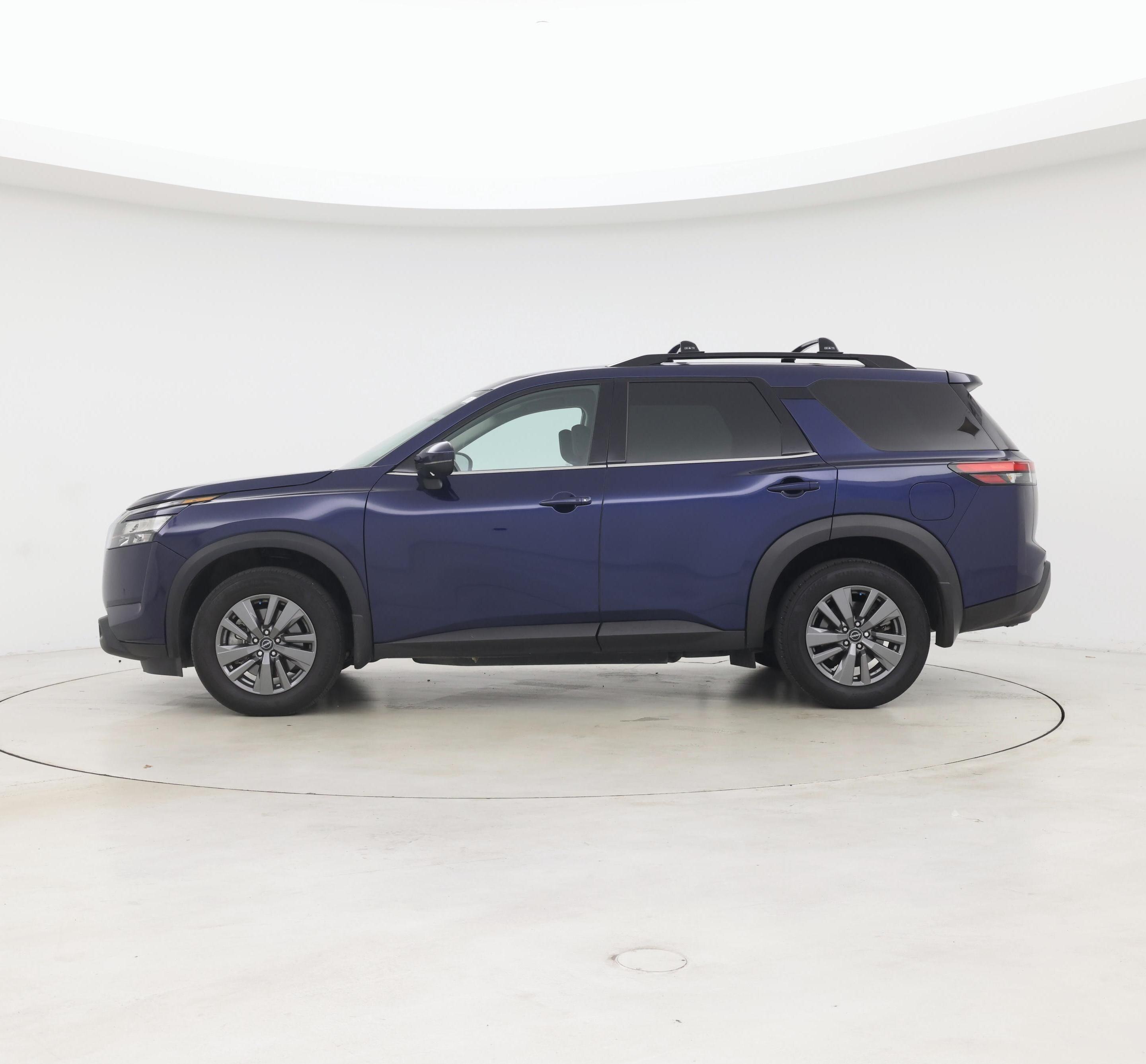 Thumbnail: 2024 Nissan Pathfinder - 3