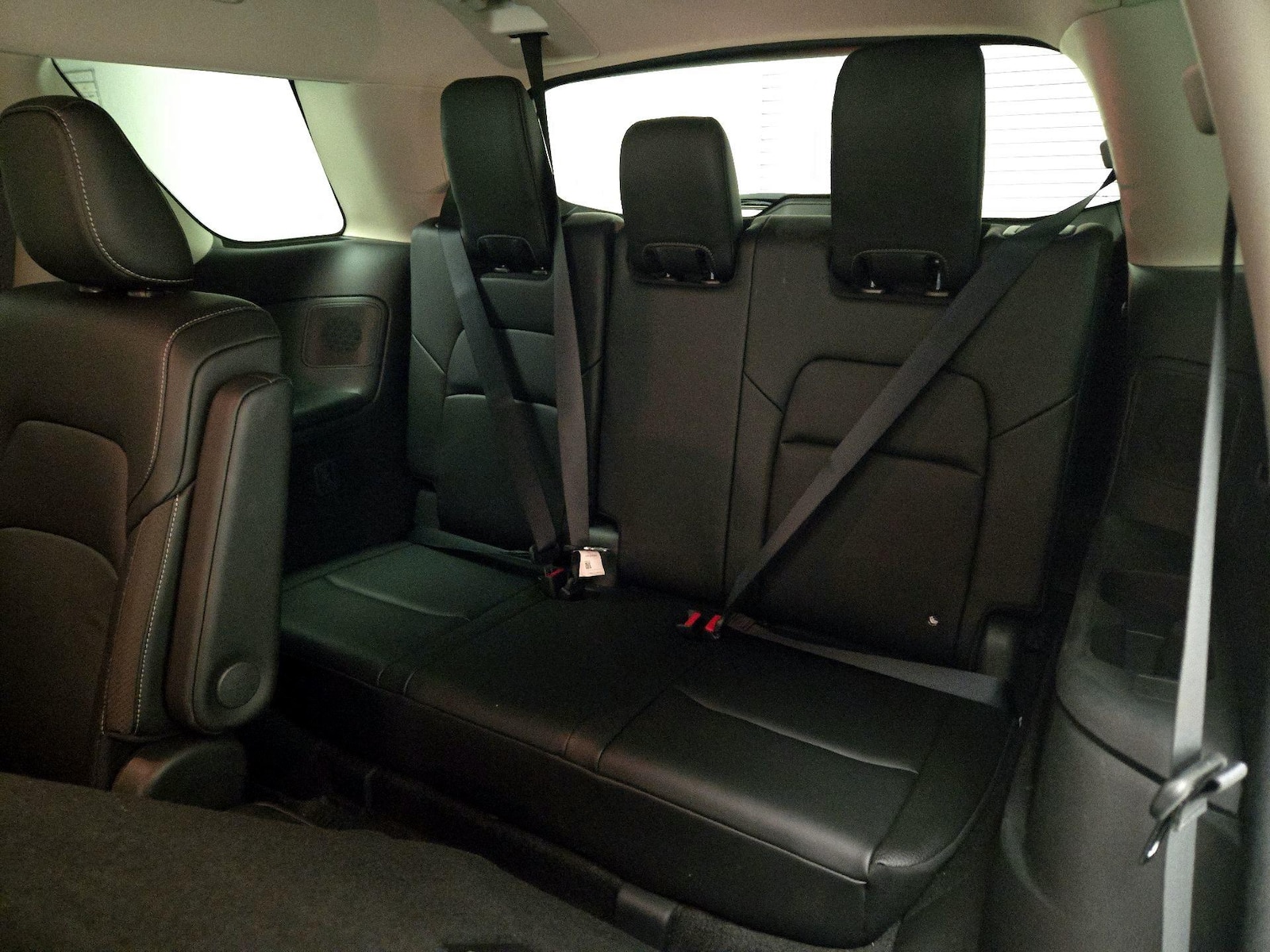 2024 Nissan Pathfinder SL - Photo 21