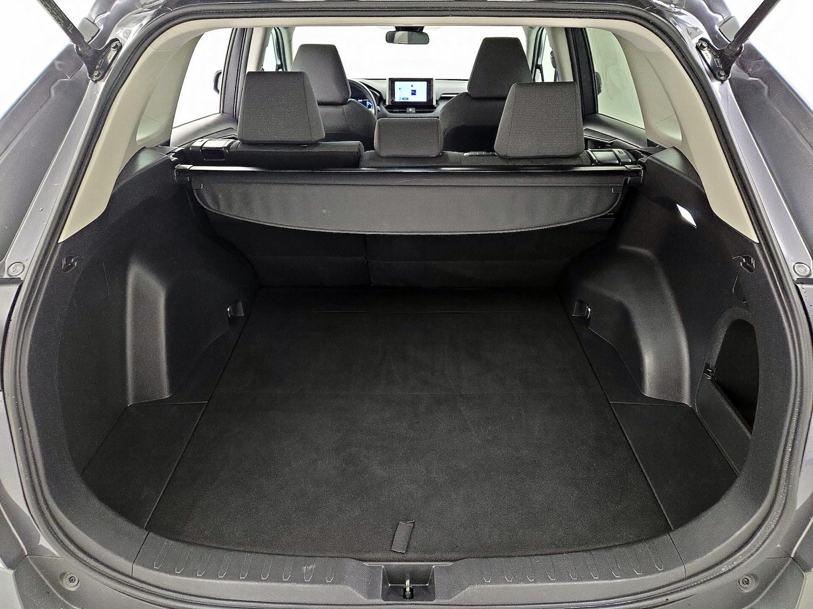 2024 Toyota RAV4 XLE - Photo 21