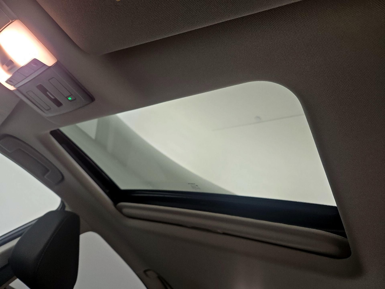 2024 Nissan Altima SV - Photo 21