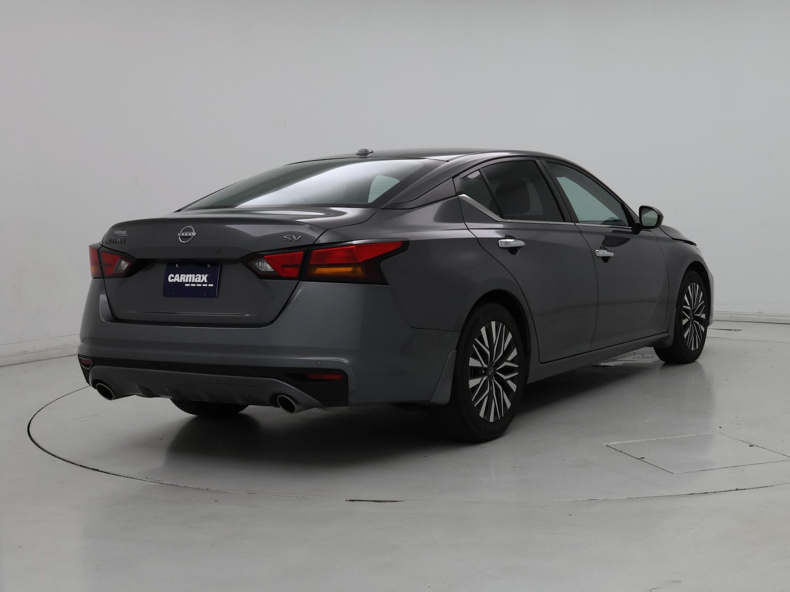 2024 Nissan Altima SV - Photo 9
