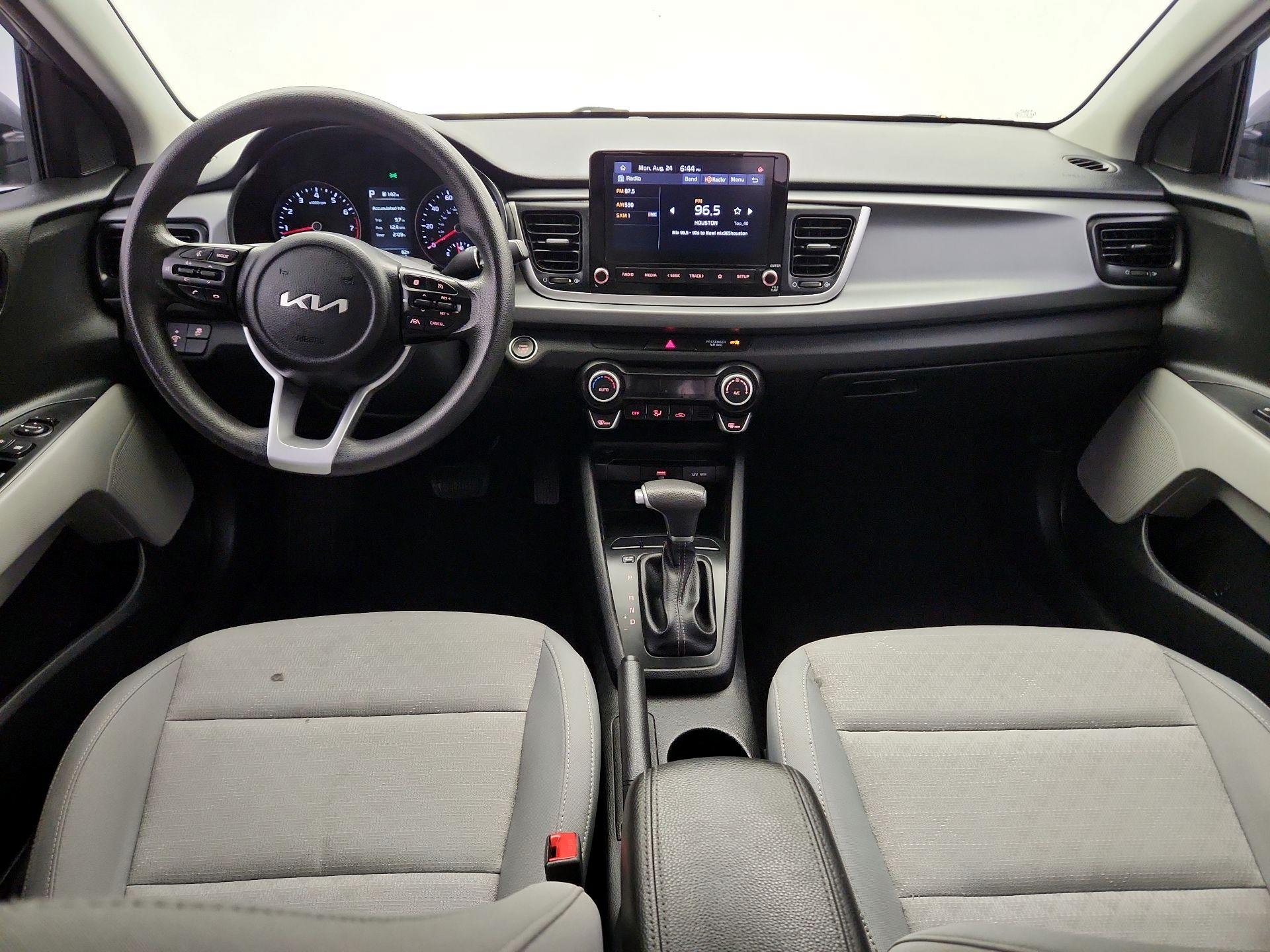 Thumbnail: 2023 Kia Rio - 9