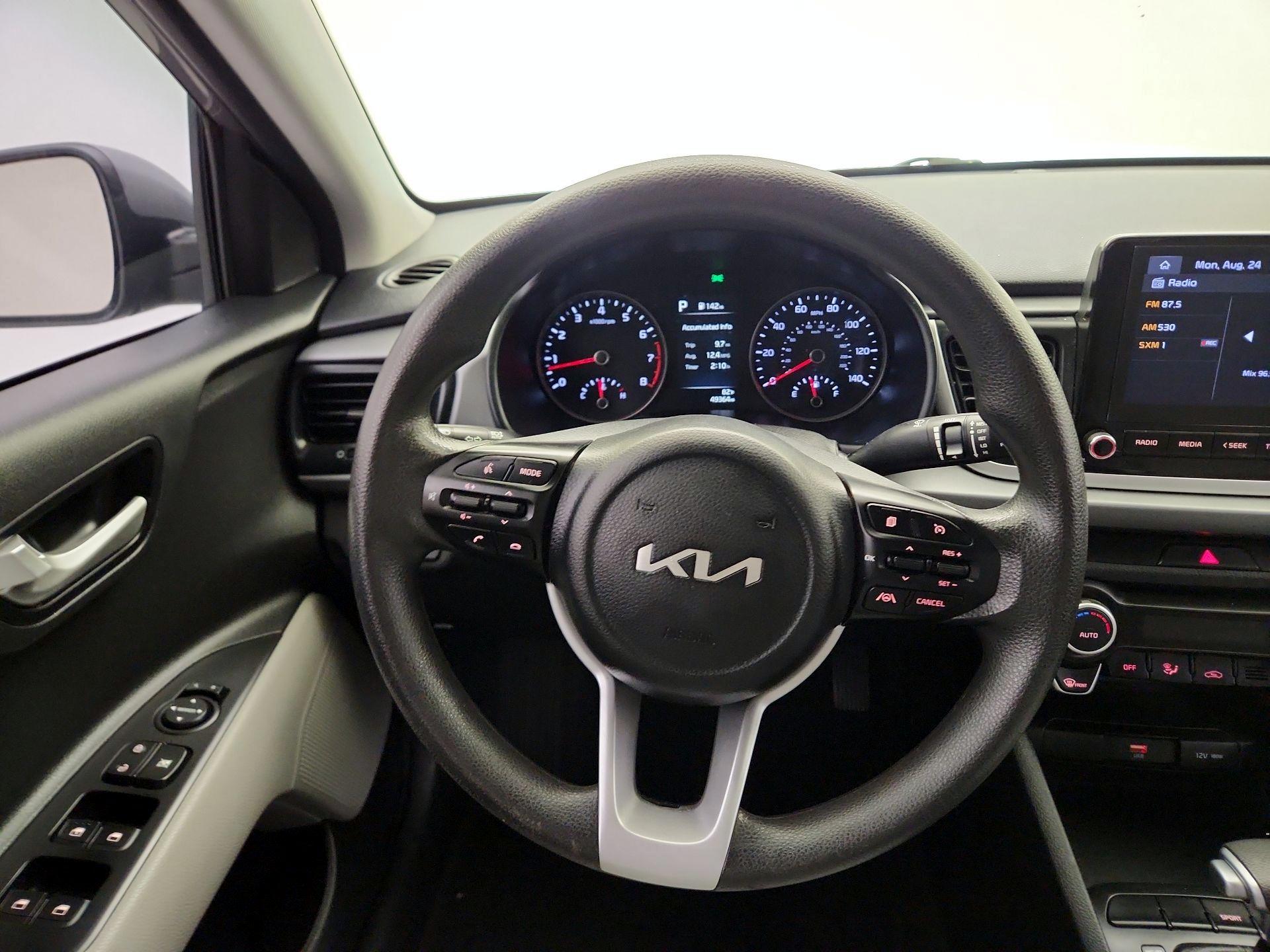 Thumbnail: 2023 Kia Rio - 10