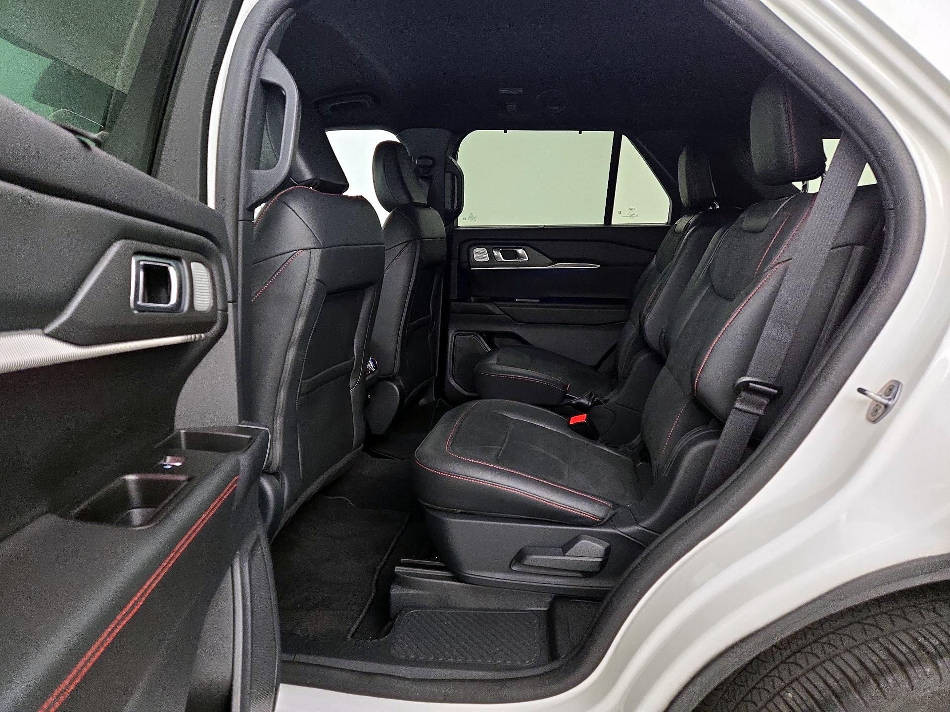 Thumbnail: 2025 Ford Explorer - 20