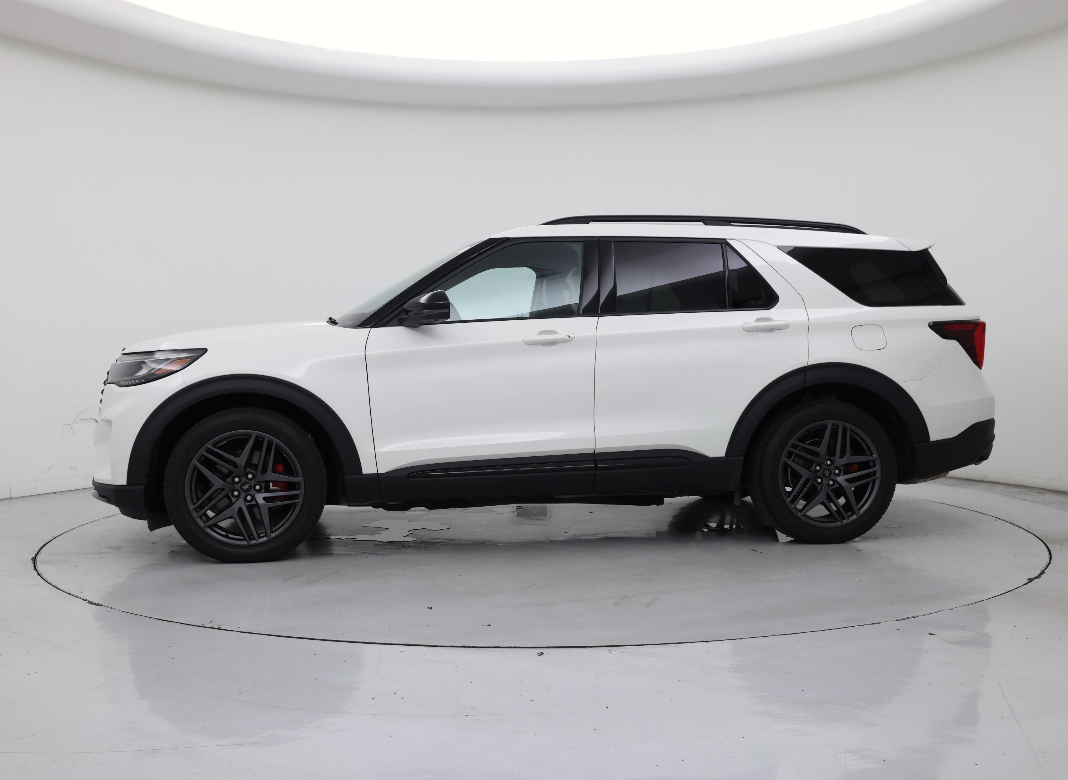 Thumbnail: 2025 Ford Explorer - 3