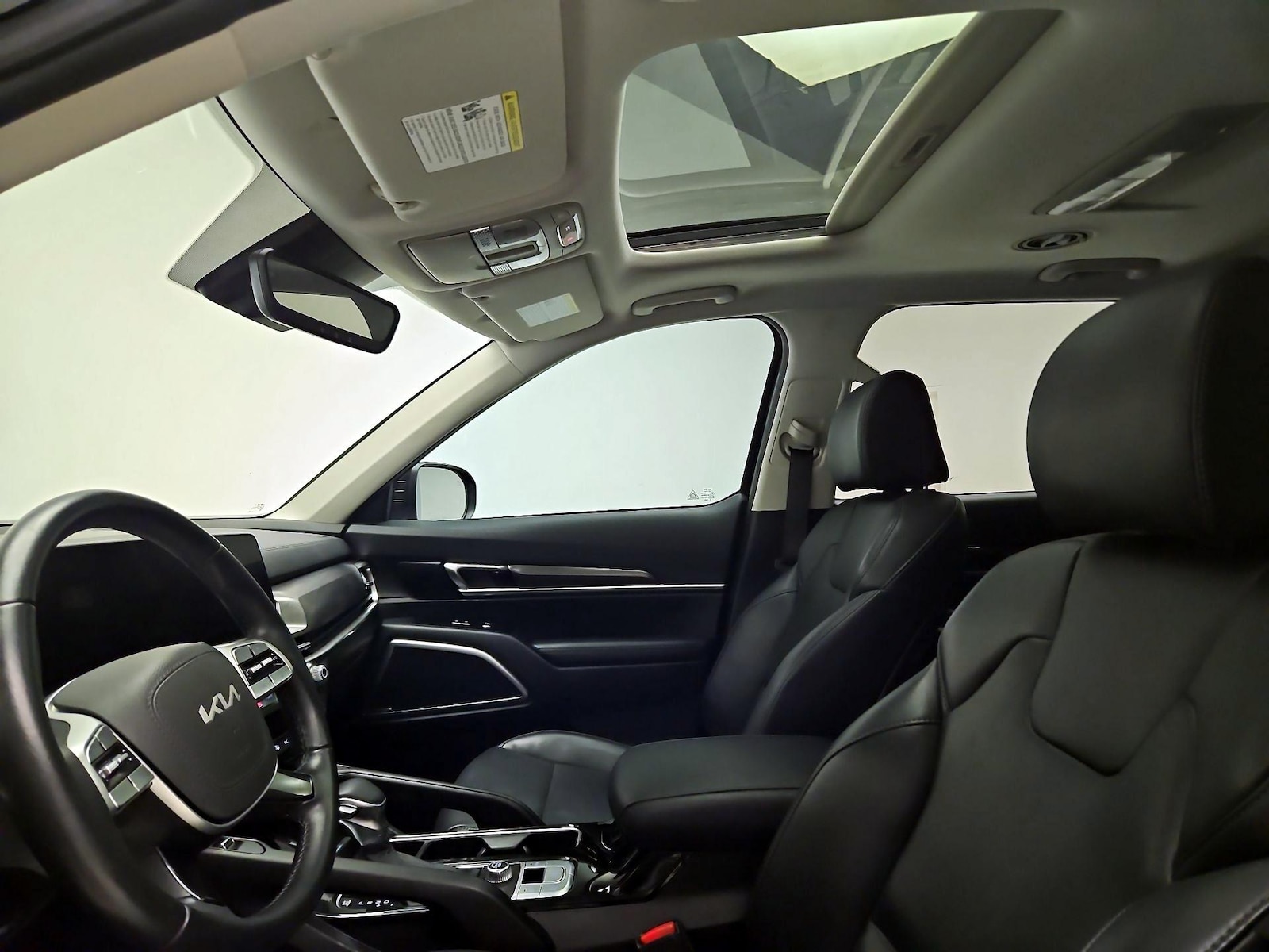 Sunroof(s) & Overhead Airbags