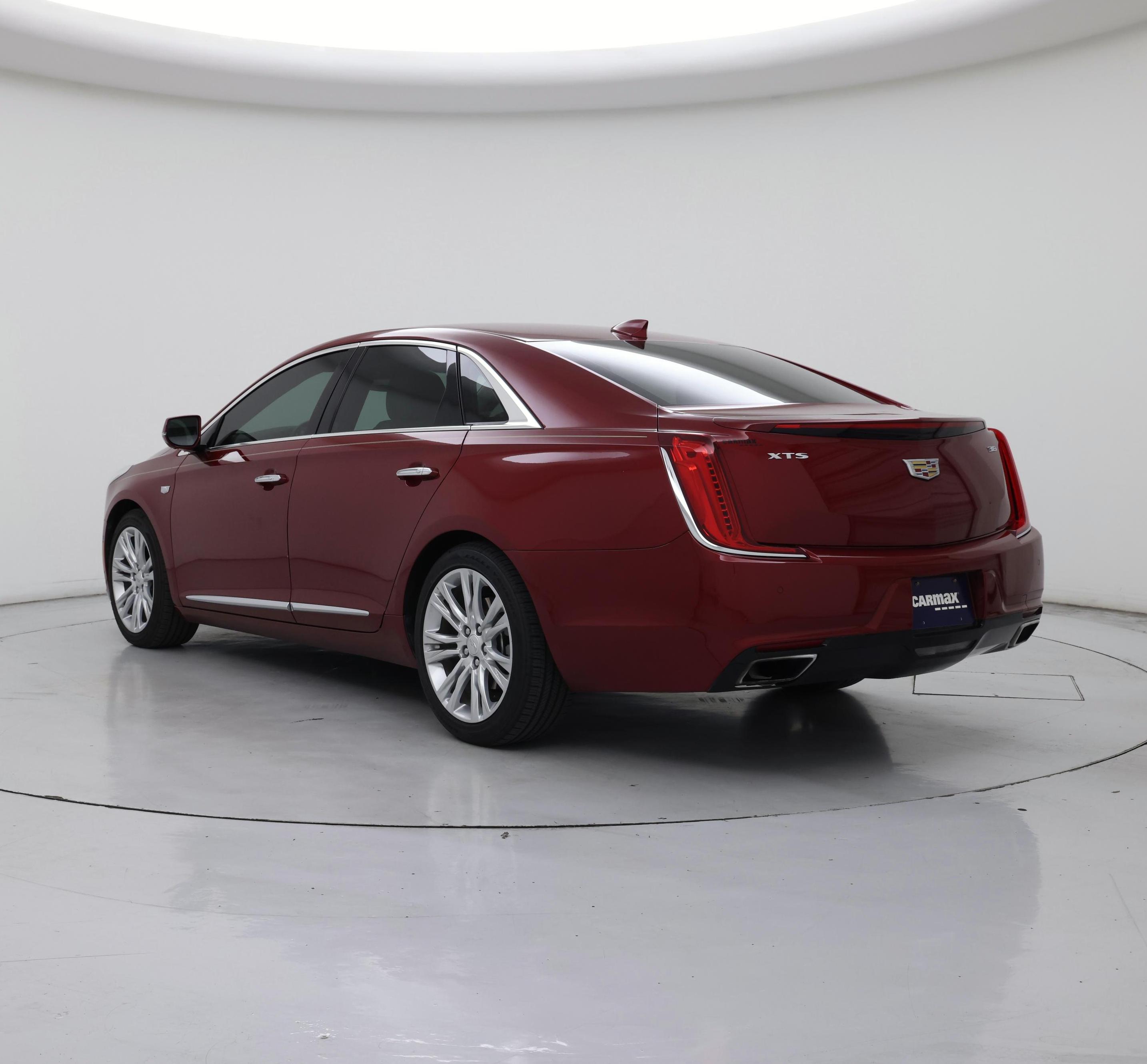 Thumbnail: 2019 Cadillac XTS - 2