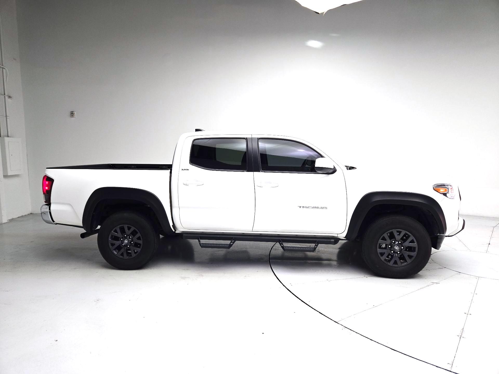 Thumbnail: 2023 Toyota Tacoma - 4