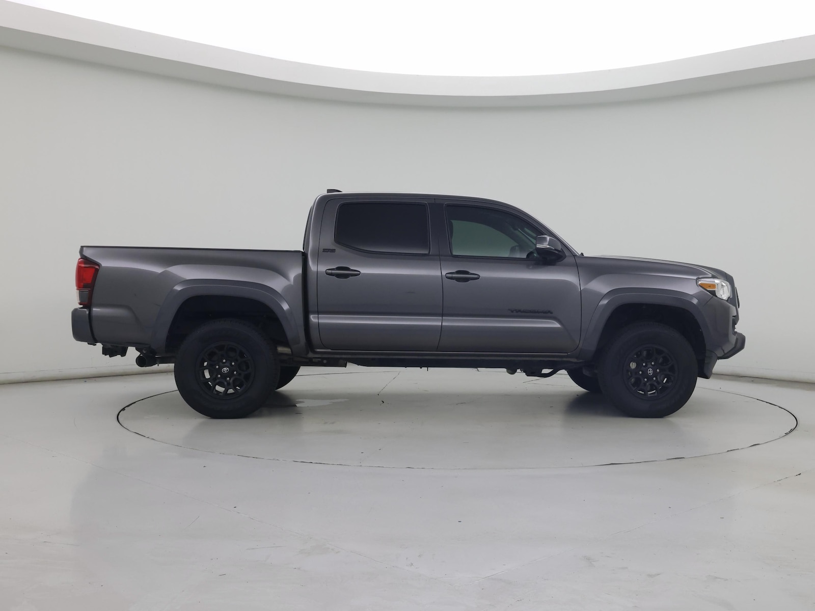 2021 Toyota Tacoma SR5 - Photo 8