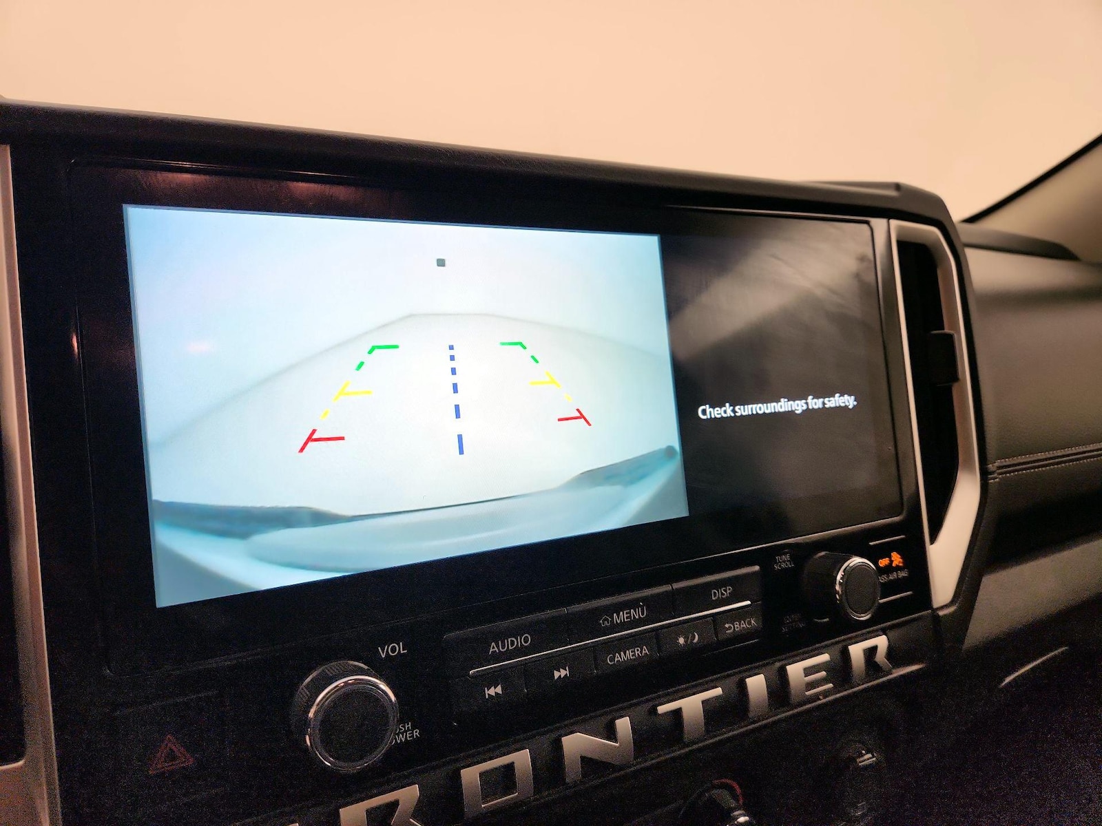 2025 Nissan Frontier SV - Photo 14