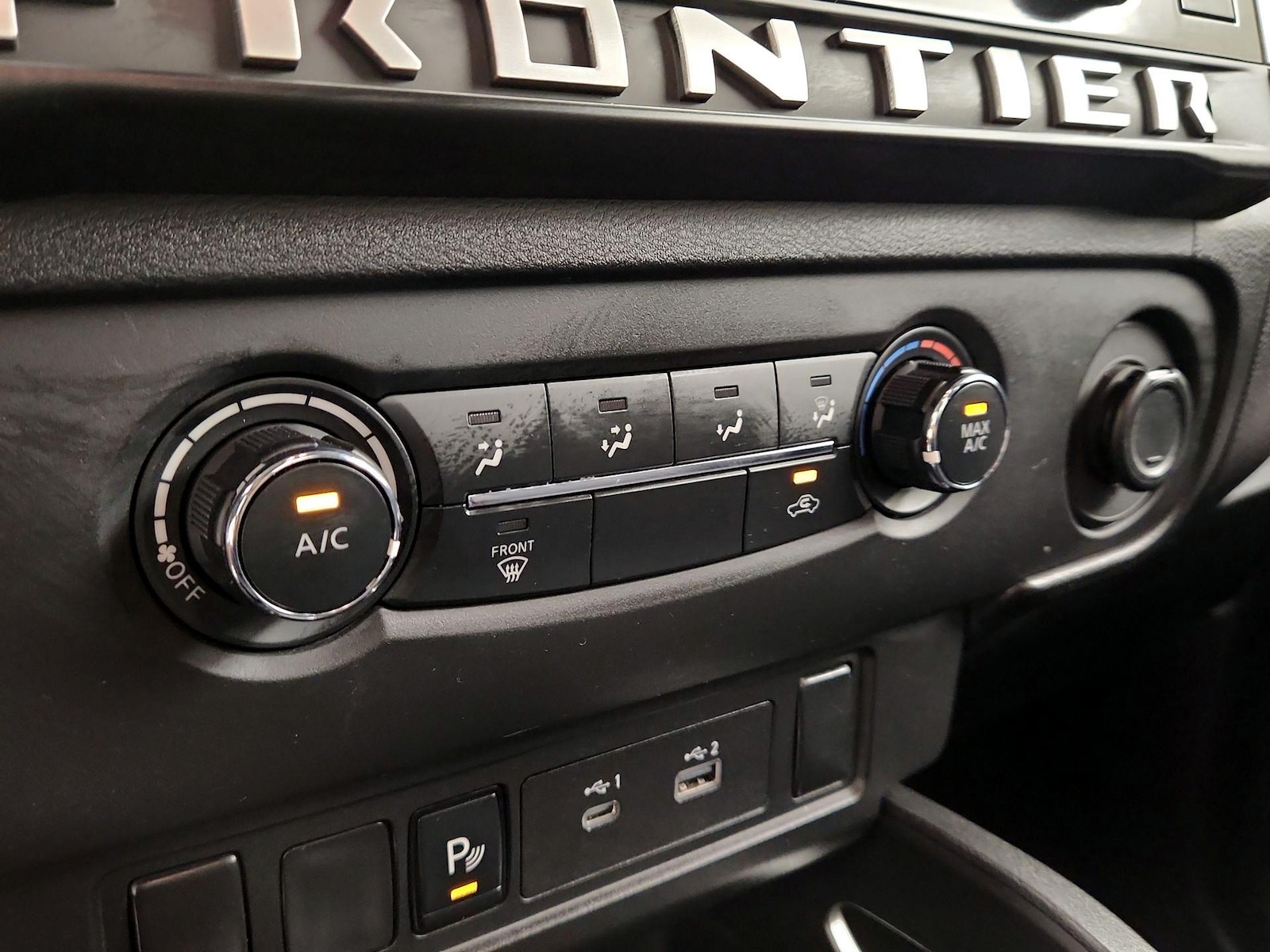 2025 Nissan Frontier SV - Photo 16