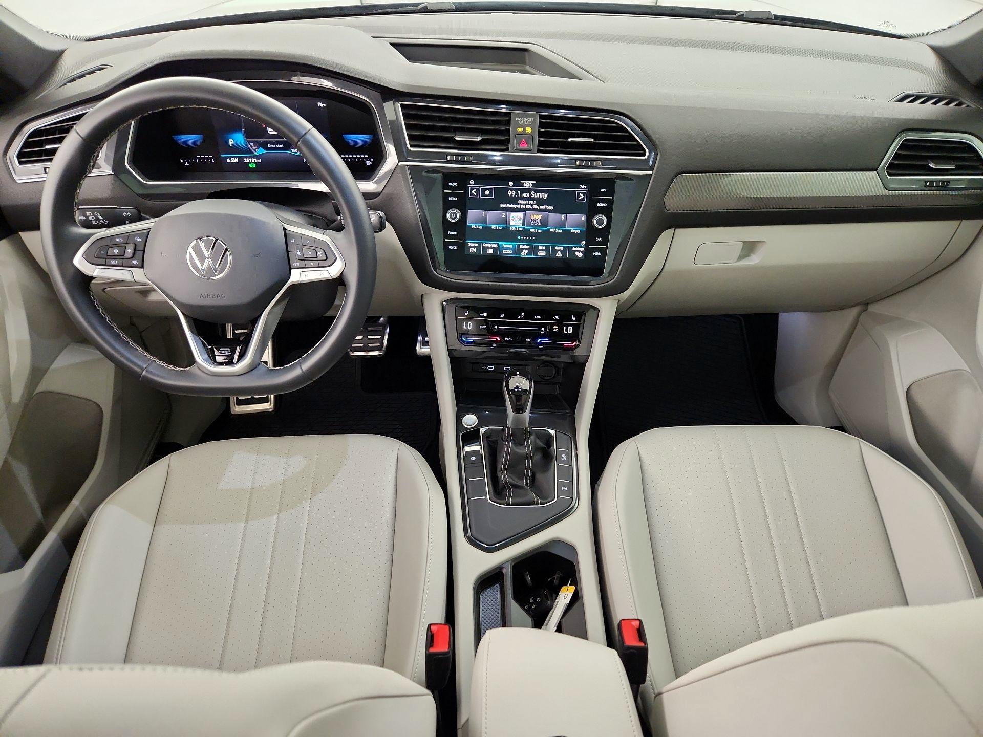 Thumbnail: 2023 Volkswagen Tiguan - 9