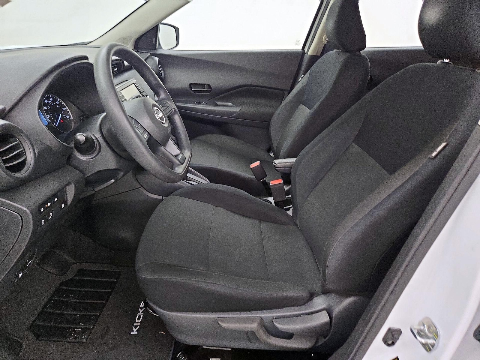2024 Nissan Kicks S - Photo 12