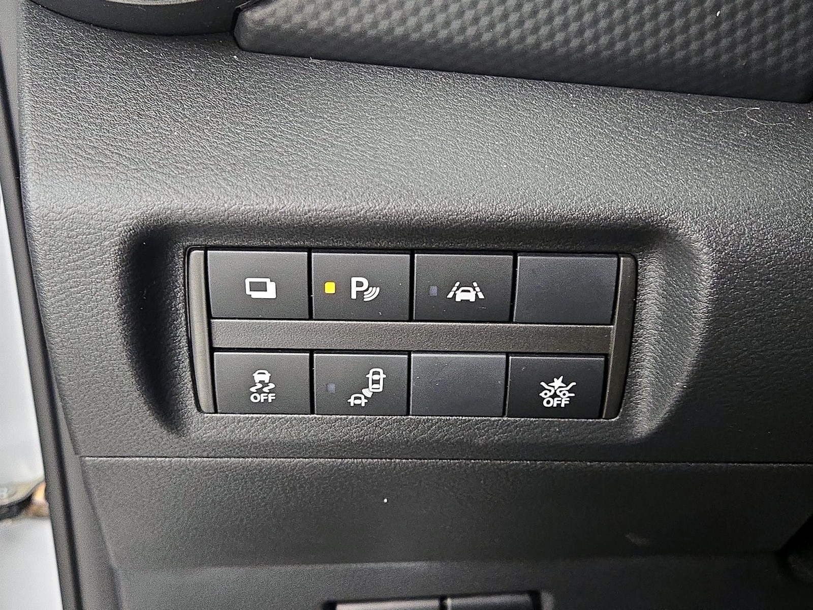 2024 Nissan Kicks S - Photo 14
