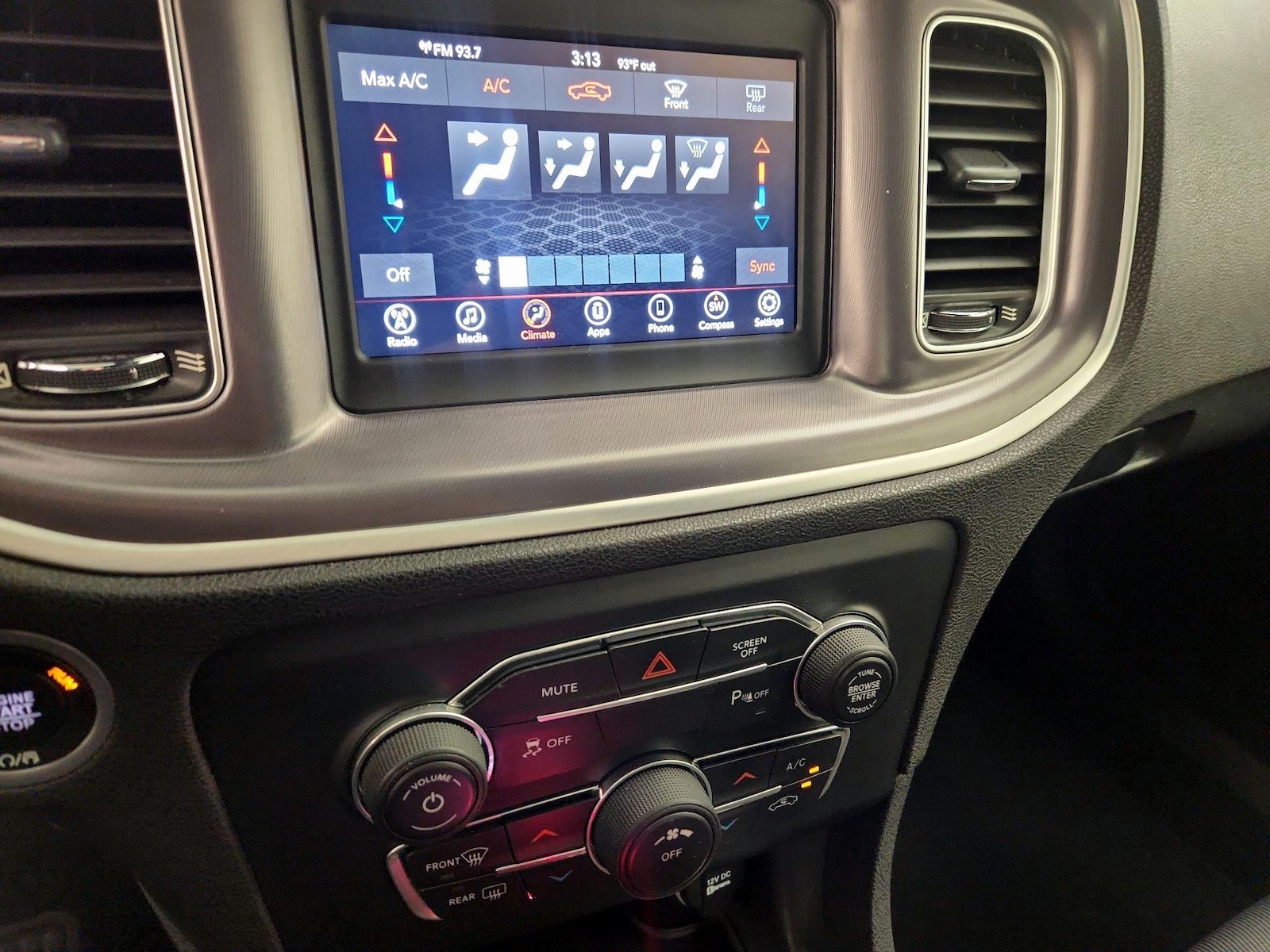 2020 Dodge Charger SXT - Photo 17