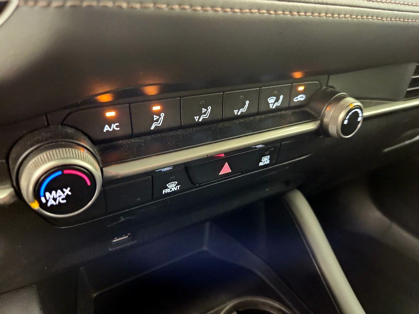 2021 Mazda Mazda3 S - Photo 17