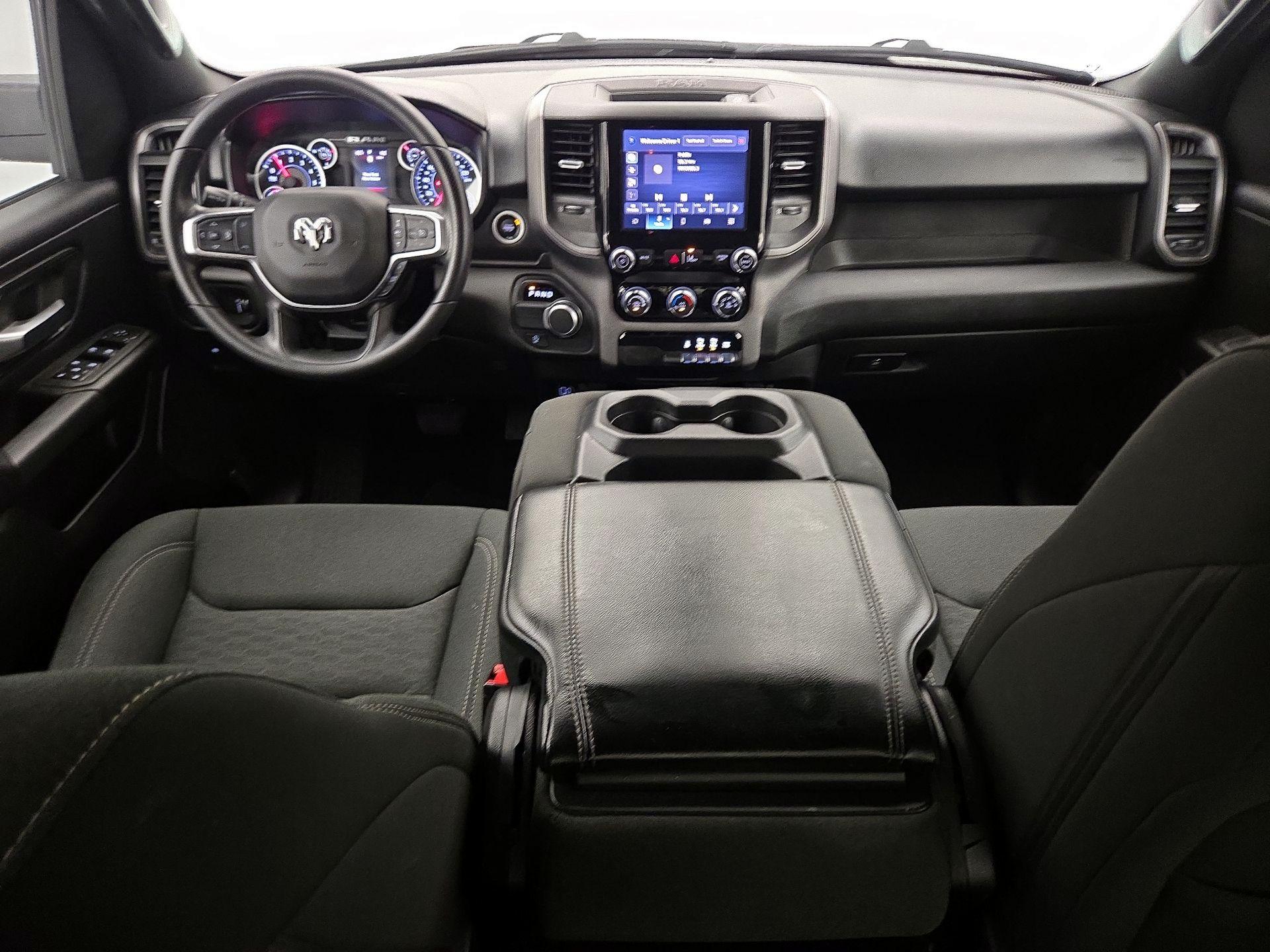 Thumbnail: 2025 RAM 1500 - 9