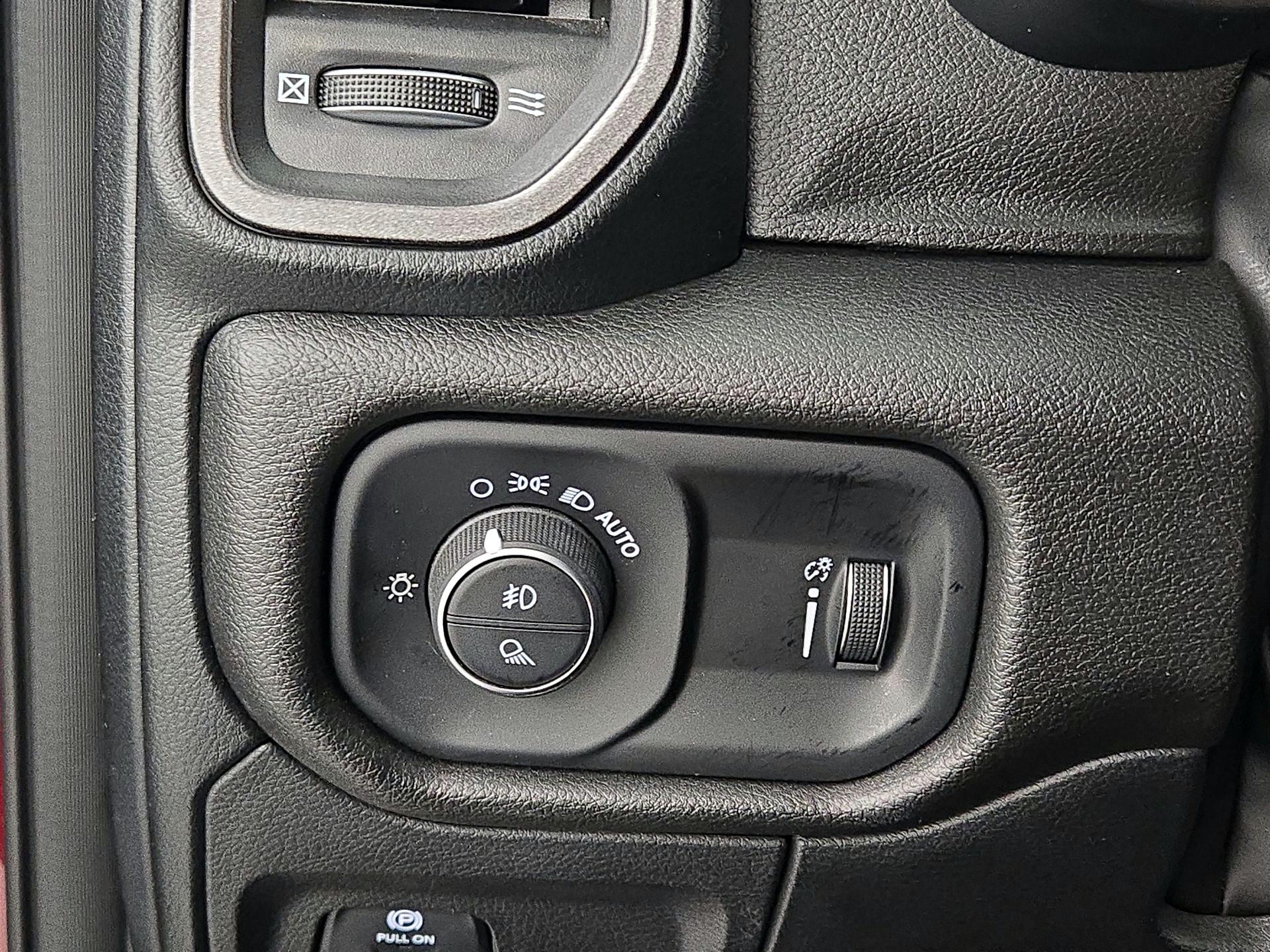Thumbnail: 2025 RAM 1500 - 13