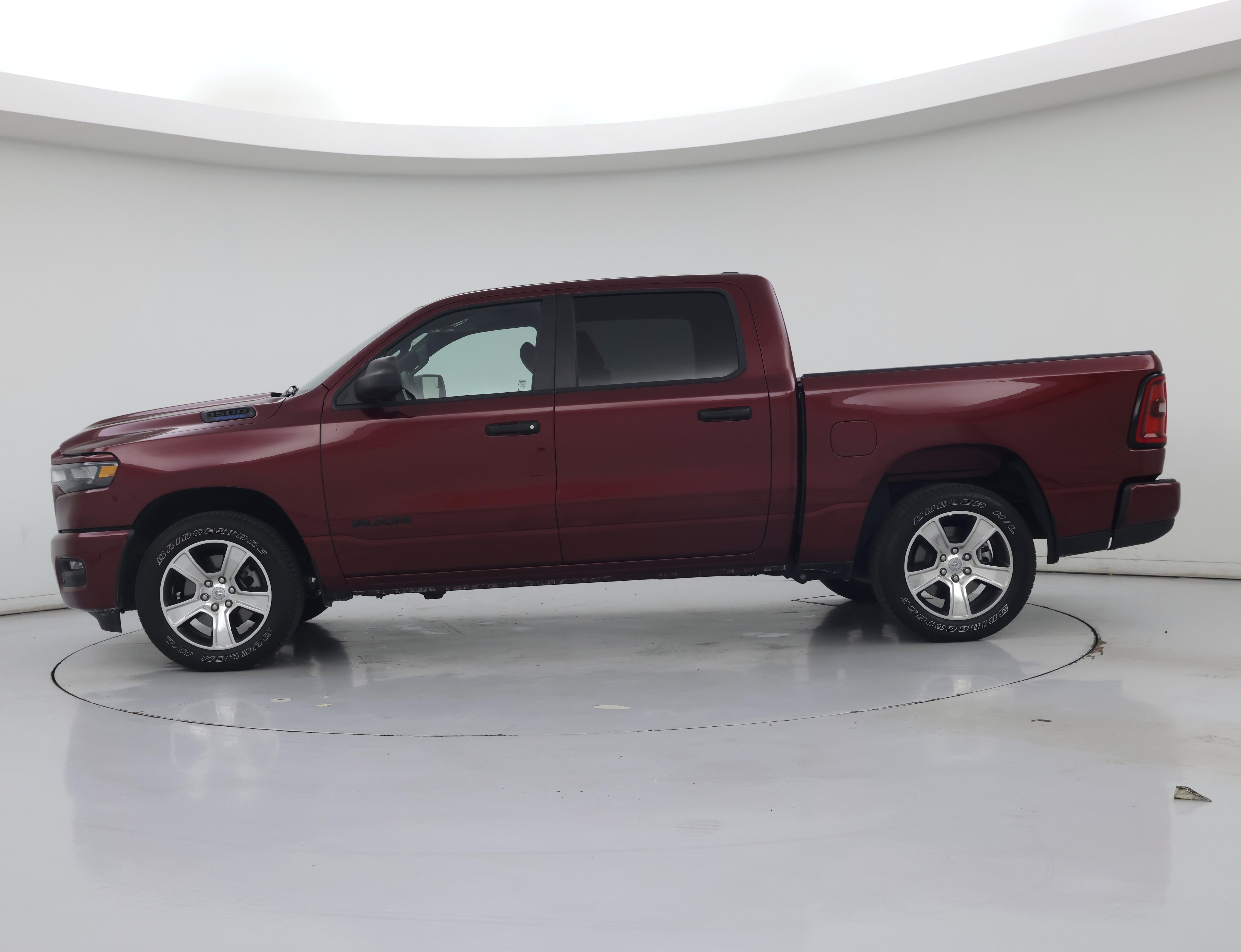 Thumbnail: 2025 RAM 1500 - 3