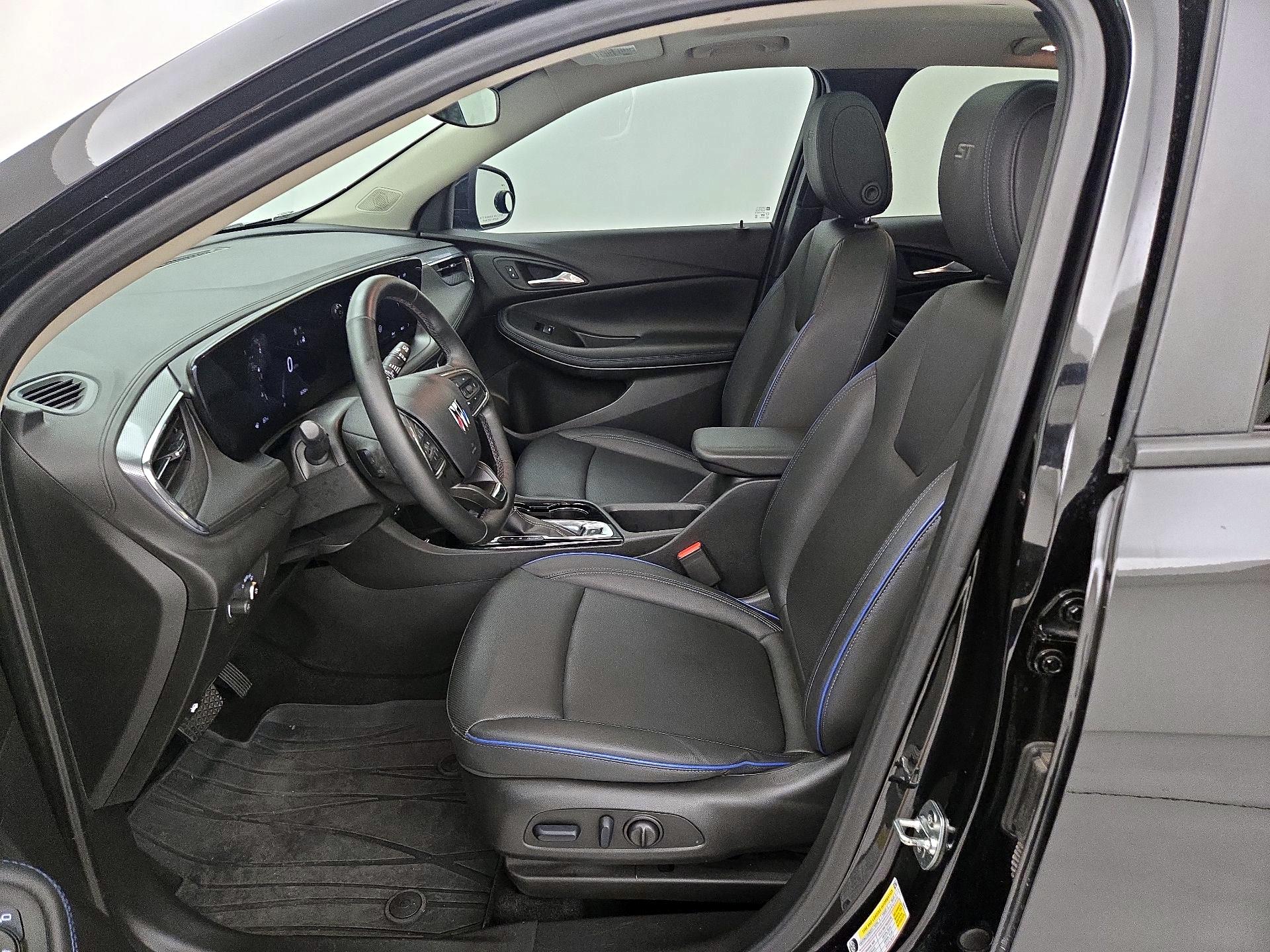 Thumbnail: 2025 Buick Encore GX - 11