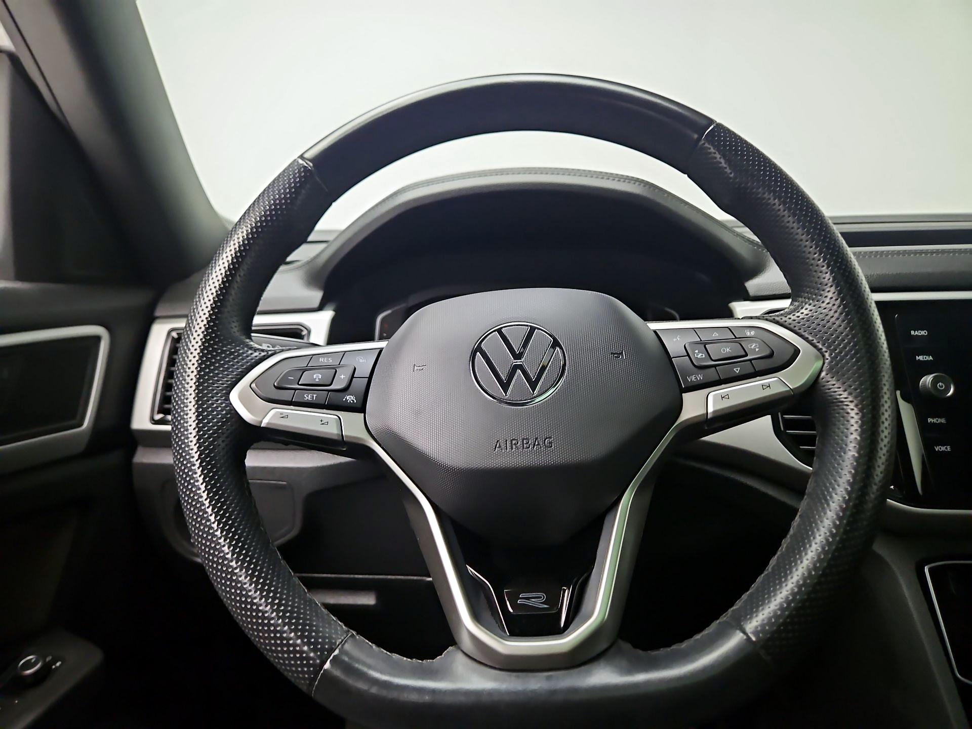 Thumbnail: 2022 Volkswagen Atlas - 10