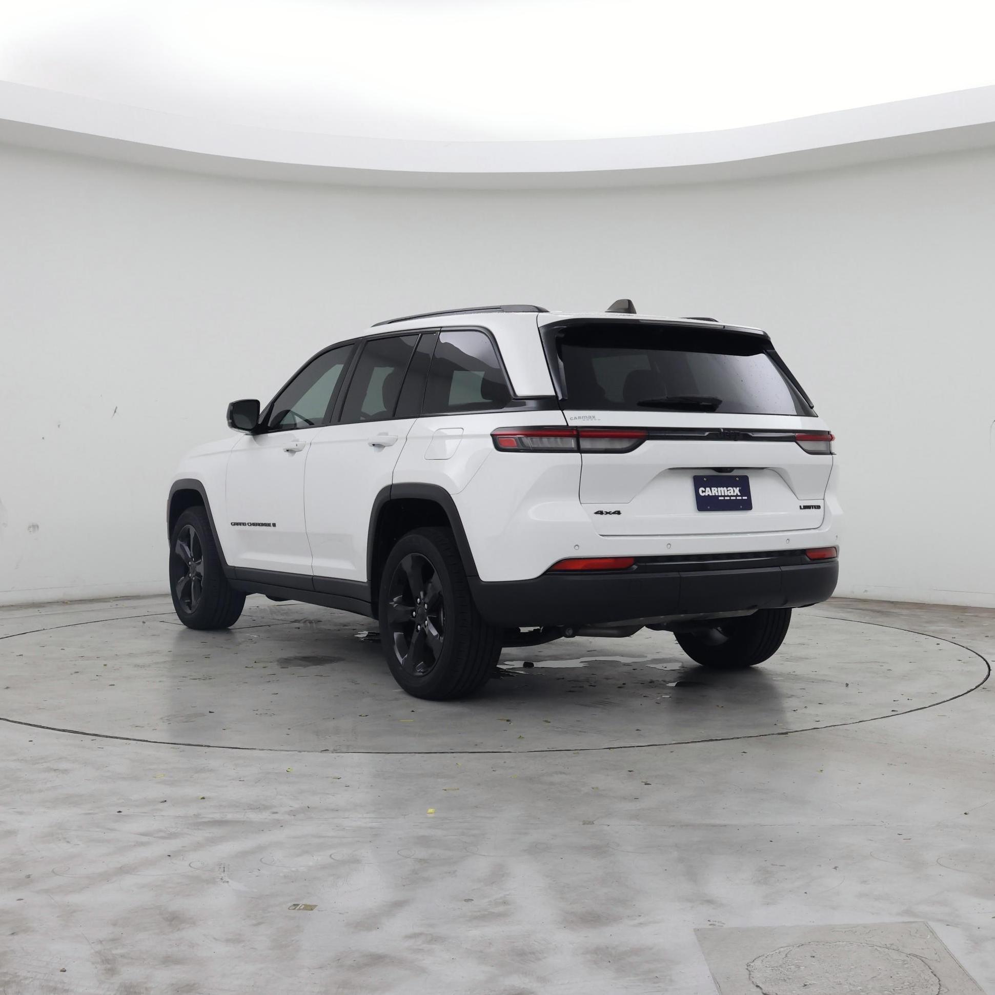 Thumbnail: 2023 Jeep Grand Cherokee - 2